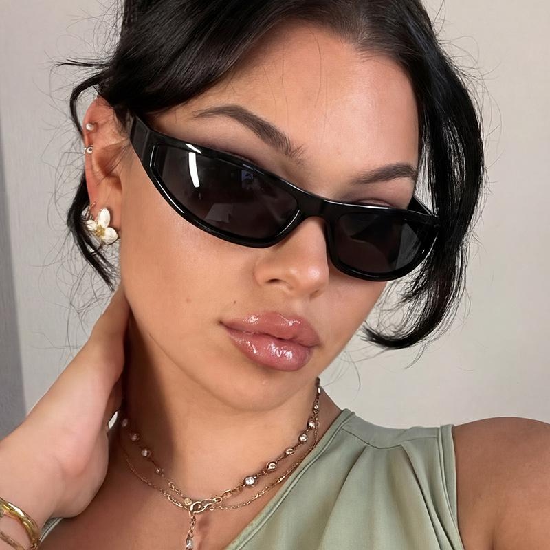 Y2K Wrap Around Futuristic Sunglasses for Women Men | UV400 Protection 2000s Cyberpunk Sport Sunglasses, Trendy Slim Shield Shades for Streetwear Festival Daily Wear