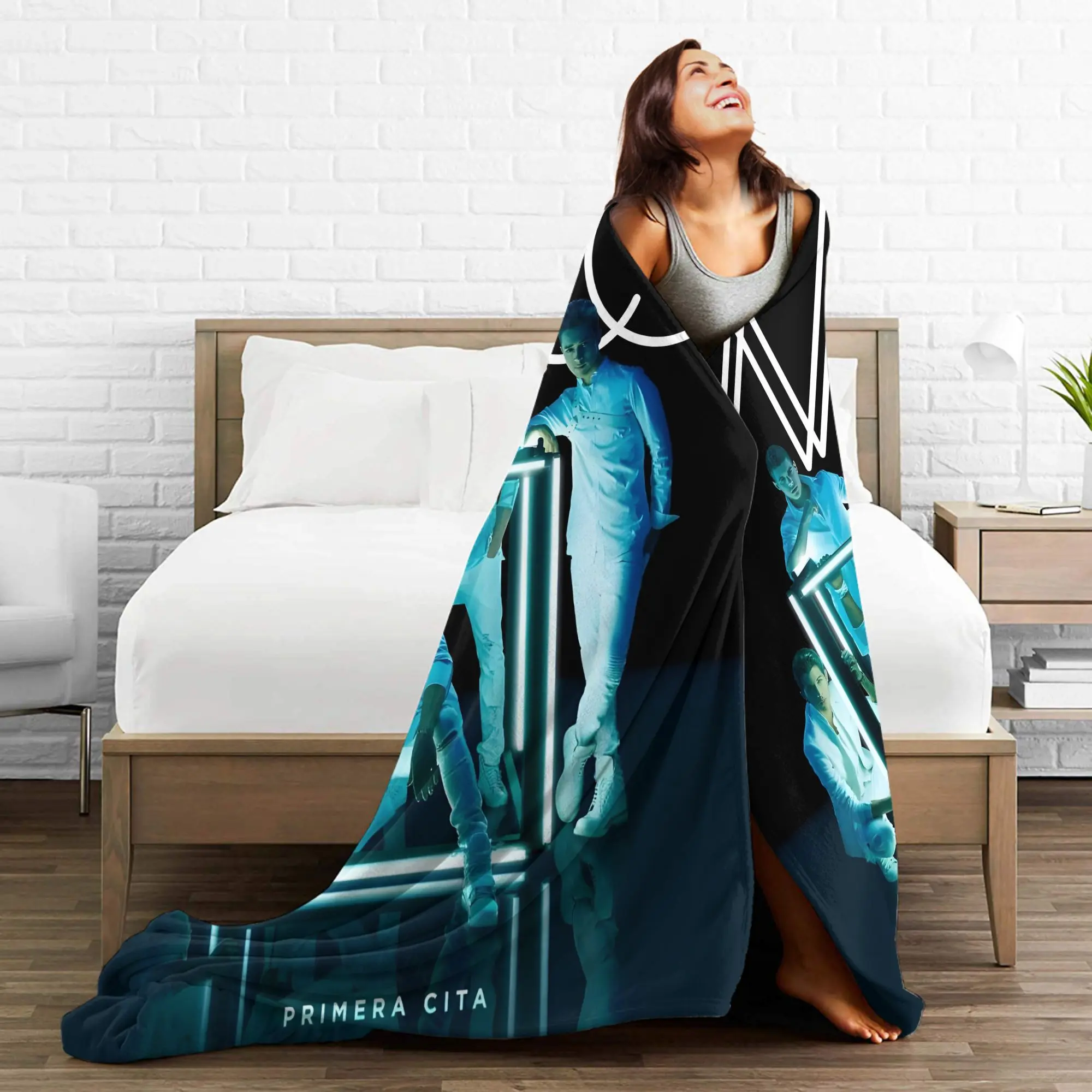 A CNCO Music Album-Themed Blanket, Flannel Blanket, Suitable for Home Office Car And Camping Flannel Printed Blanket, Soft And Comfortable Warm, Four Seasons Multi-Functional Nap Blanket And Small Blanket Birthday Gift Holiday Gift Graduation Season