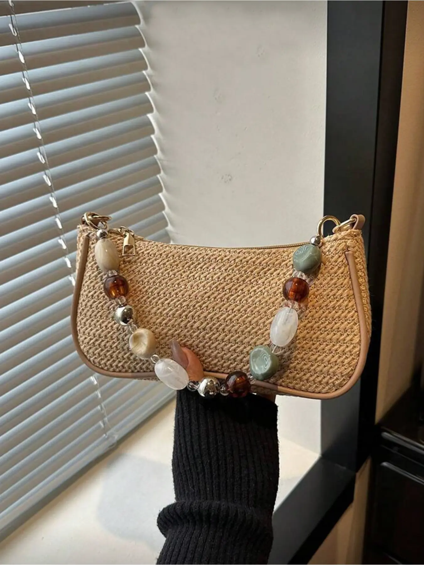 Retro Style Straw Handbag Custom Beaded Chain Decoration Zipper Opening Light Minimalist Design Small Capacity Shoulder Bag, Stylish Crossbody Bag, Crossbody Purse for Women Daily Commute Casual Vacation Student Use