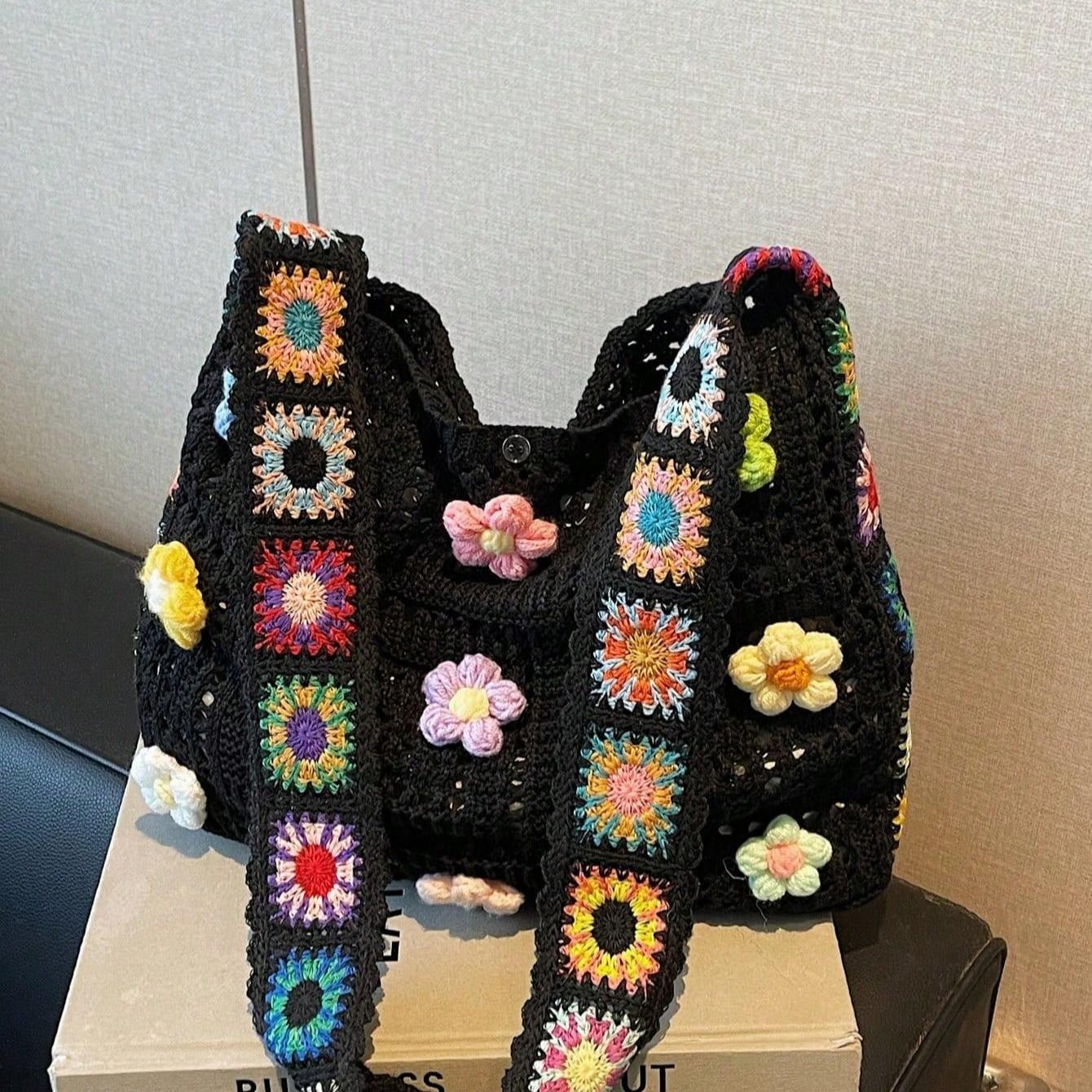 Retro Hollow-Out Floral Contrast Color Casual Crossbody Bag(The Color Position Of Flowers Is Random)