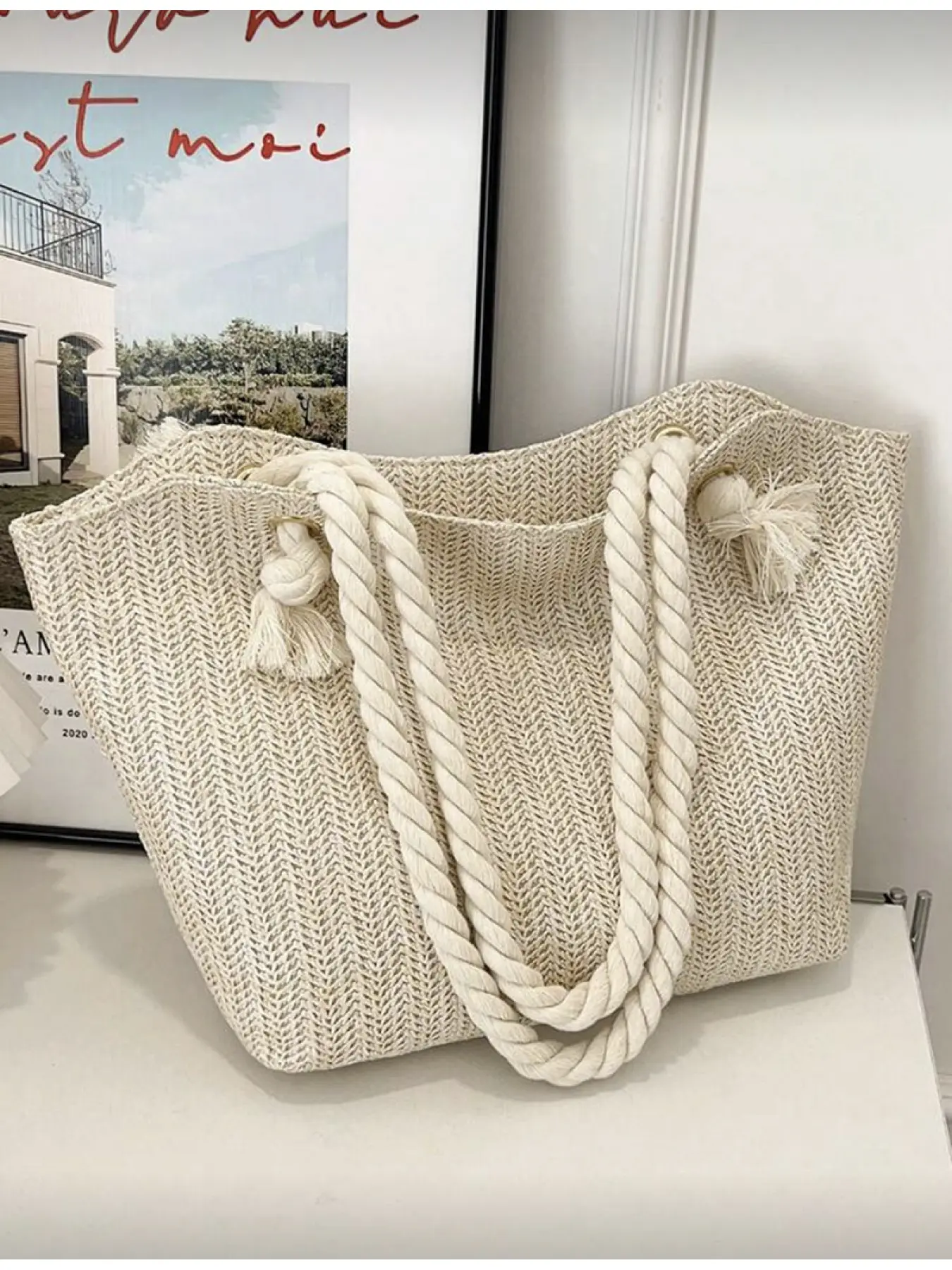 2026 New Country Style Multi Functional Women's Crossbody Bag Casual Large Capacity Tote Woven Straw Beach Bag Easy Leisure Style