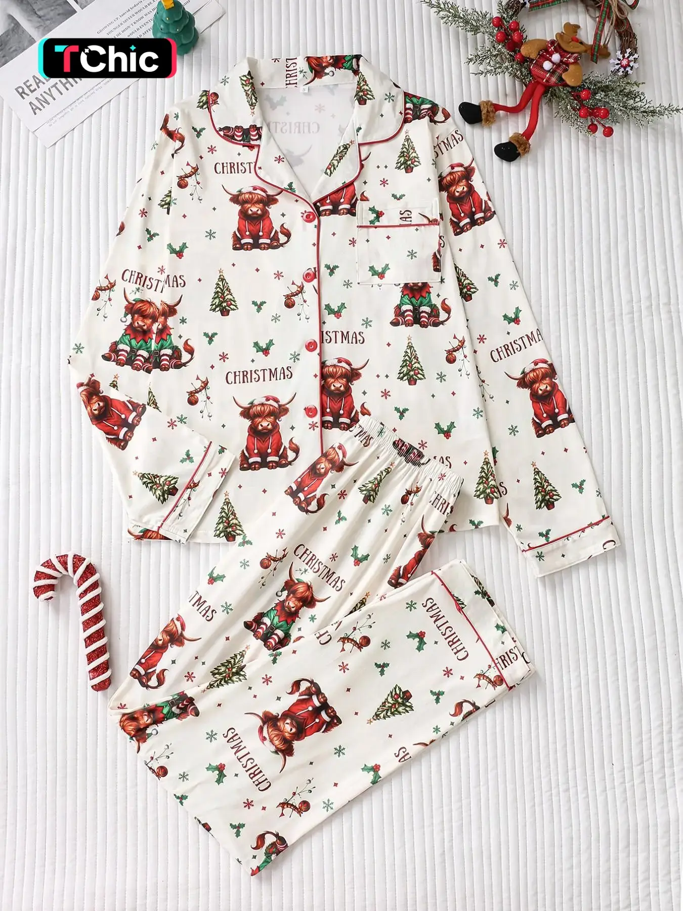 Christmas Cartoon Highland Cow Print Women's Pajama Set, Smooth Skin-Friendly Fabric, Collar Button Long Sleeve Top with Elastic Pants