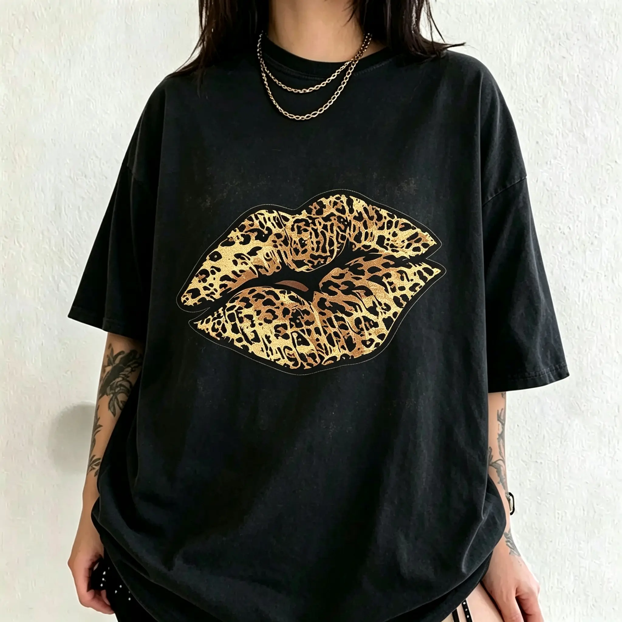 Stylish Leopard Print Crew Neck Sweatshirt - Fashion Sweatshirts for Women - Soft, Casual, Warm, and Cozy Winter and Fall Clothing for Ladies