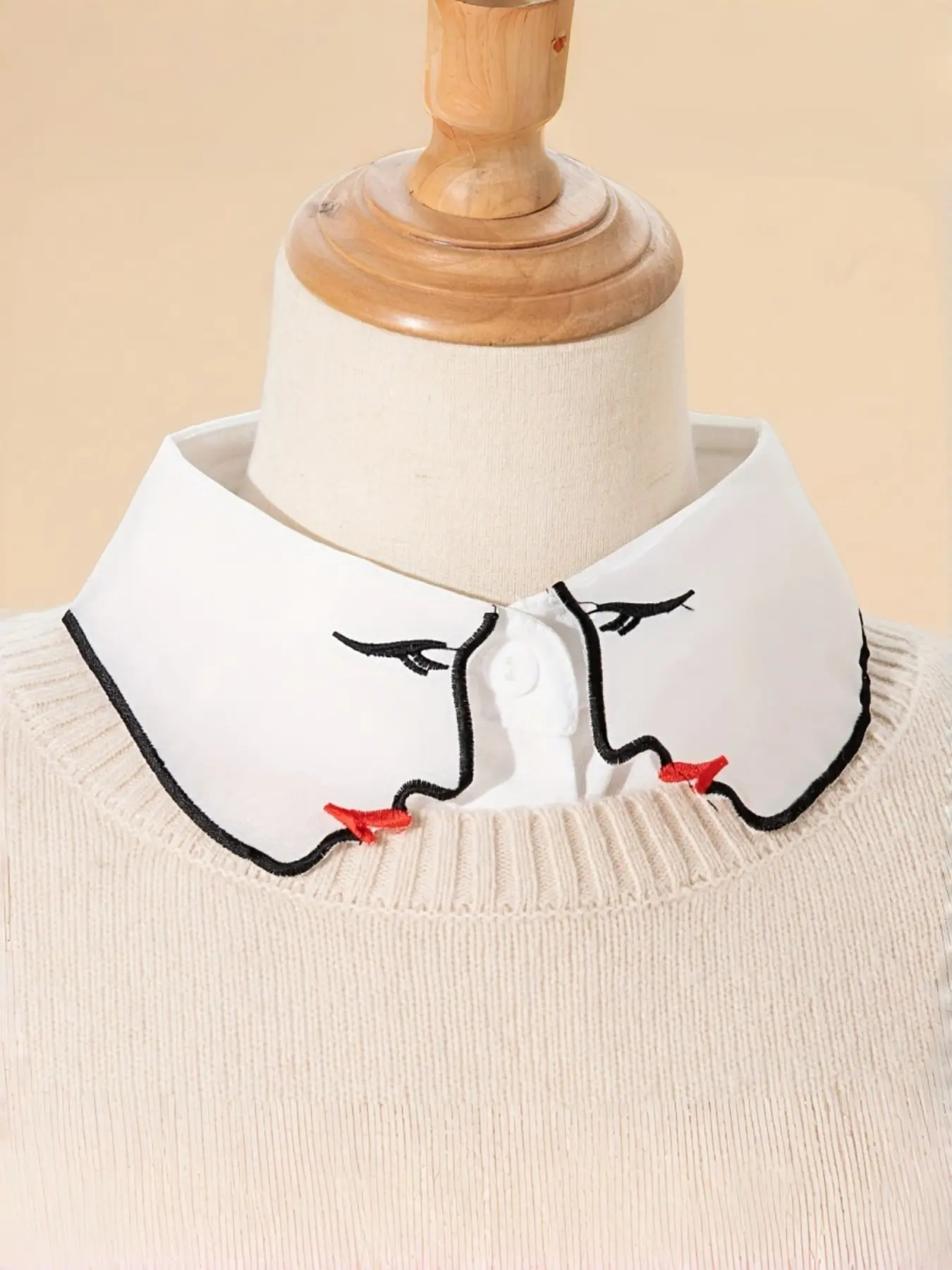 Detachable Fake Collar, Abstract Face Embroidery, Decorative Half Shirt Collar, Women's Layering False Collar Accessory