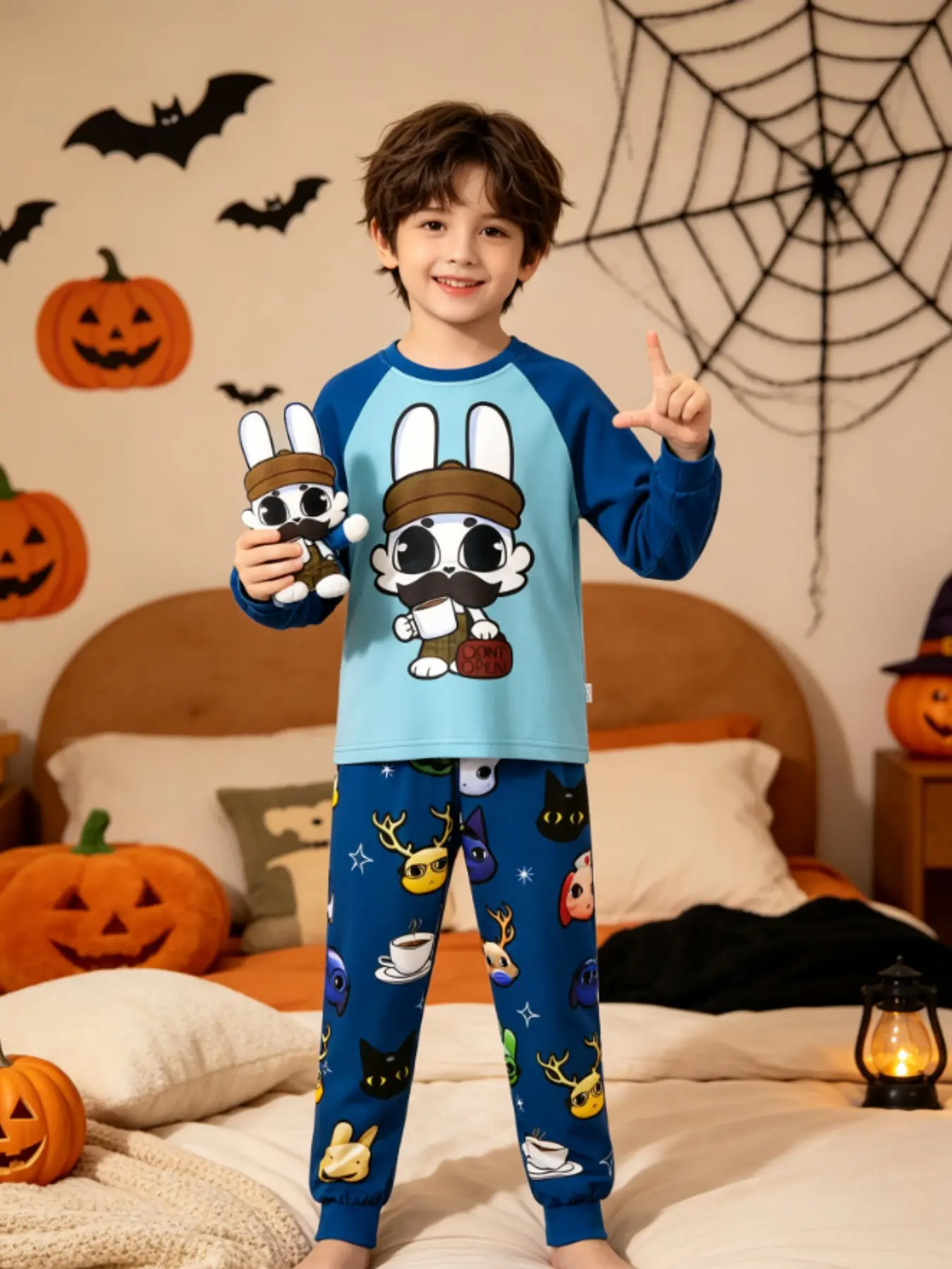Animal Hospital Cute Barney Halloween Print Boys' Long Sleeve Pants 2-Piece Set, Comfortable Sleepwear for Halloween Night