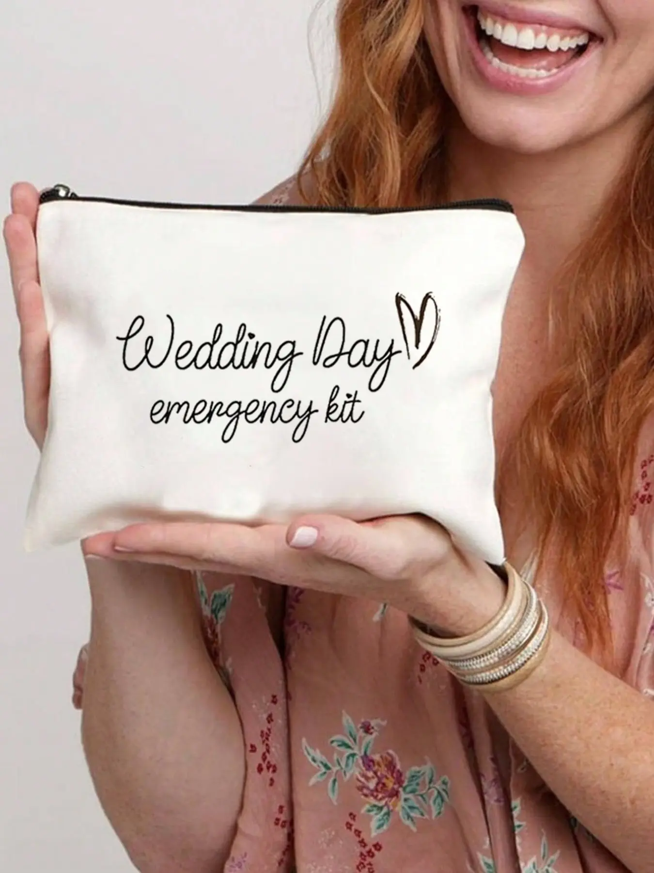 Bride Wedding Emergency Makeup Bag, Personalized Portable Storage, Durable Polyester, Lightweight Foldable, Zipper Closure, Perfect Gift