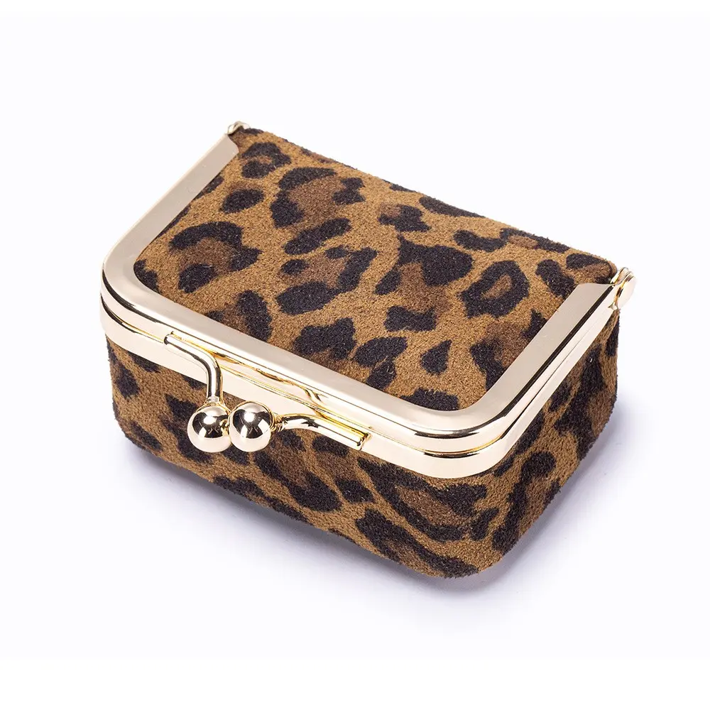 Portable vintage-style coin purse with clasp, mini travel ring box, travel jewelry box, cosmetic storage box, suitable for women's earrings/headphones/rings/necklaces/bracelets, small gift for Teacher's Day, women's wallet, mini wallet, small coin purse