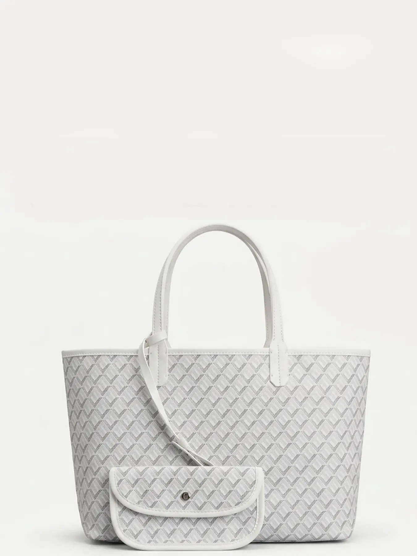 American Classic Large Fashion Tote Bag for Women, Stylish and Practical Handbag, Perfect for Daily Use, Elegant Design, Durable Material