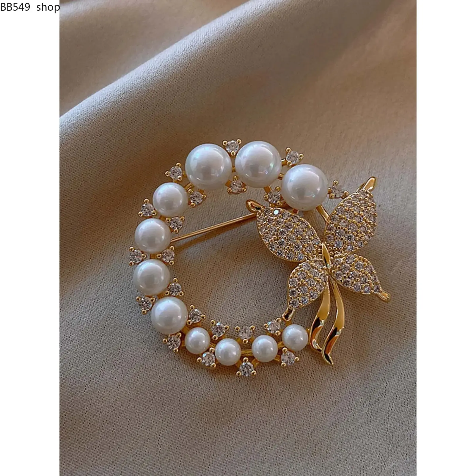 Mother's Day Gift Elegant Faux Pearl & Rhinestone Decorated Butterfly Design Exquisite Brooch Pin Clip, Clothes Accessories for Women, Perfect Fashion Accessory for Fixed Clothes and Corsages, Bridal