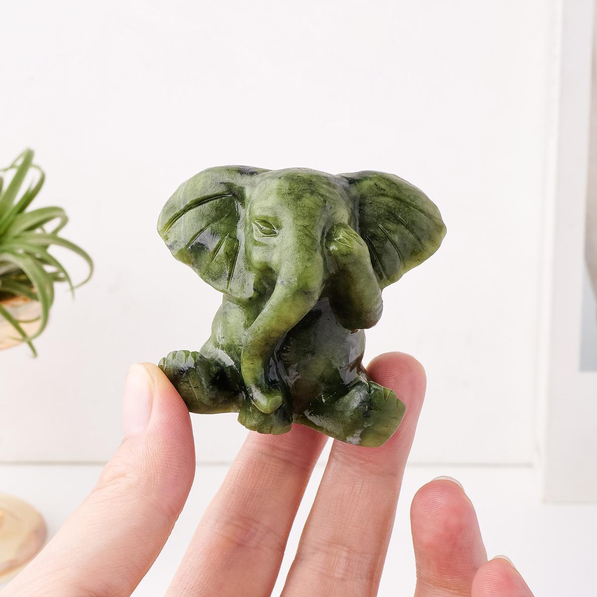 A Natural Jade Elephant Ornament—A Hand-Carved Masterpiece Infused with Spiritual Energy; A Serene Home Décor Accent and Healing Crystal Art Piece—A Distinctive Gift Rich in Symbolic Meaning.