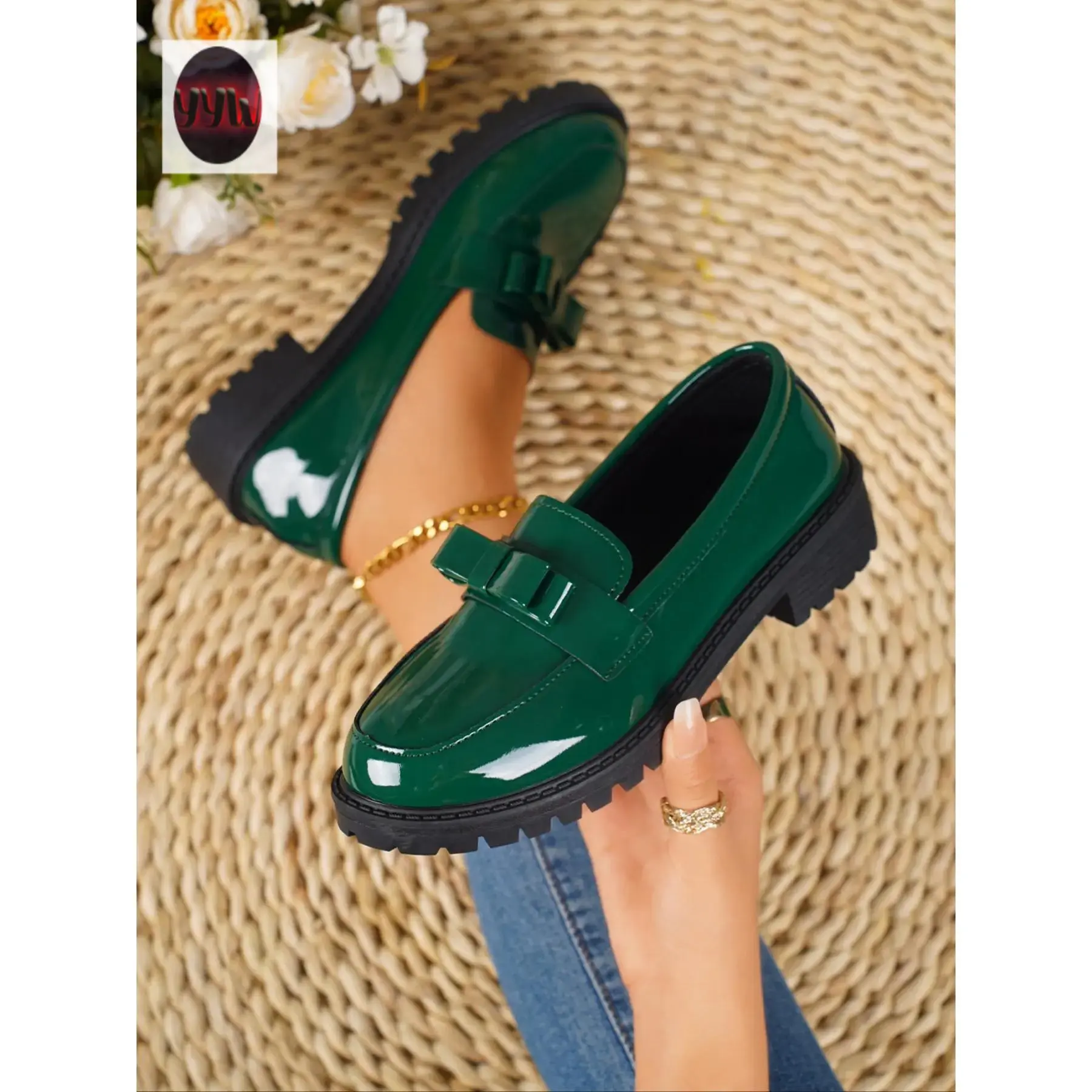 YYW1 Women's Patent Leather Shiny Bow Chunky Heel Vintage Loafers, European Style Casual Fashion Single Shoes, Large Size Export Quality, Pu Leather Shoe