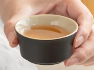 Japanese Tea Set, Chinese Tea Set, Tea Sets for Adults, Tea Pet, Gongfu Tea Set, Portable Tea Set, 14-Piece Porcelain Tea Set Withgrey Leather Case, Asian Tea Set for Home, Outdoor, Business