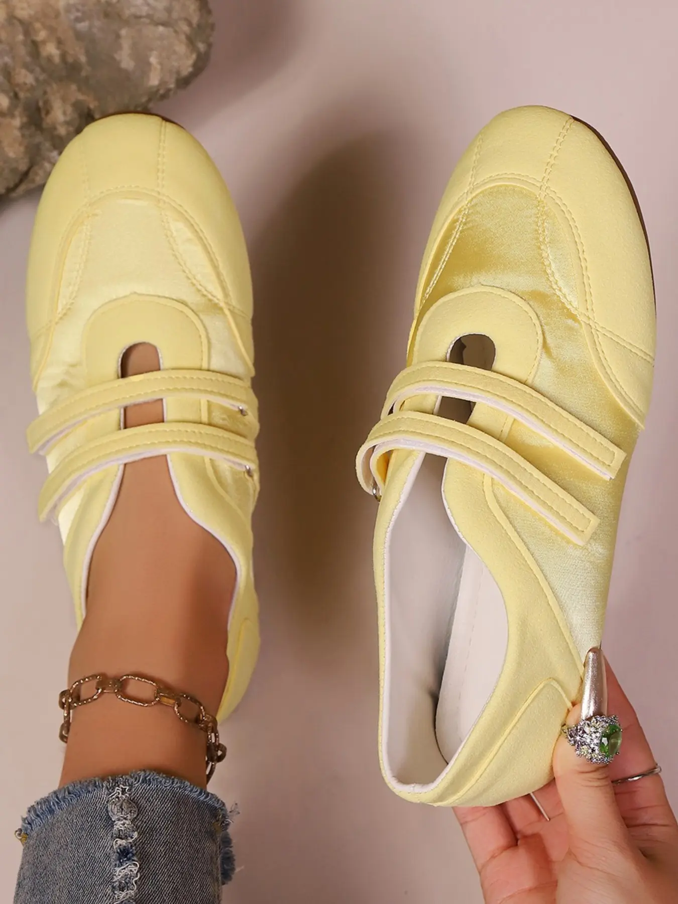 Spring Summer New Arrival Flat Vintage Mary Jane Walking Shoes for Women, Colorblock Design, Textile Upper, Rubber Sole, All Seasons Footwear