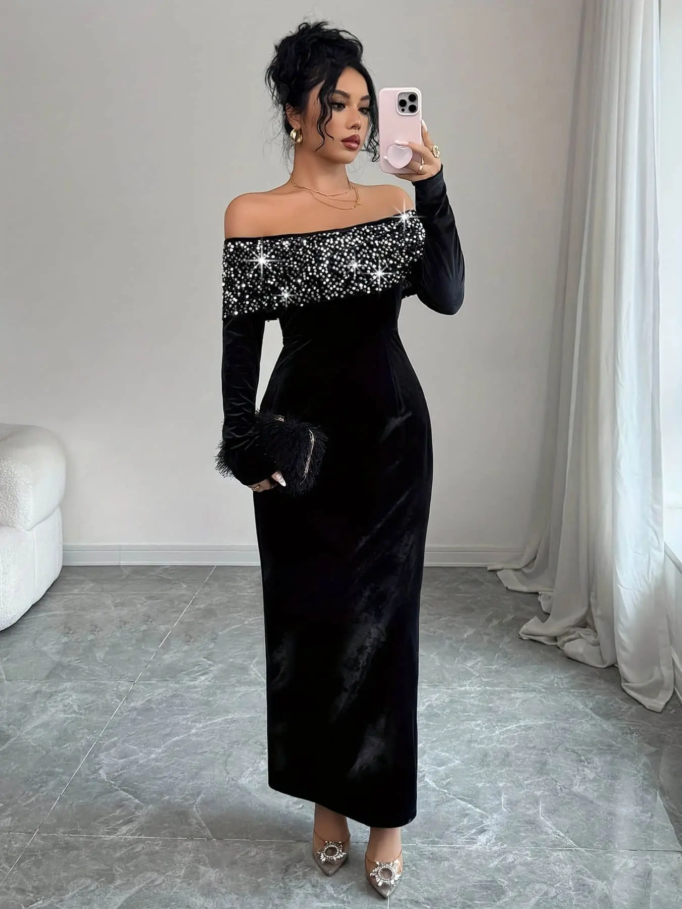 A ladies' fashionable and elegant high-end sexy one shoulder slim fit dress with an atmosphere, with a diamond studded design on the one shoulder, suitable for all seasons, dinners, parties, hosts, and dates.