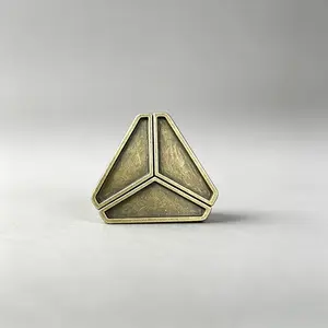 Zinc Alloy Triangle Metal Puzzle Lock, Three-Part Geometric Brain Teaser Toy, Iq Test Game, Stress Relief Desk Toy for Adults and Teens