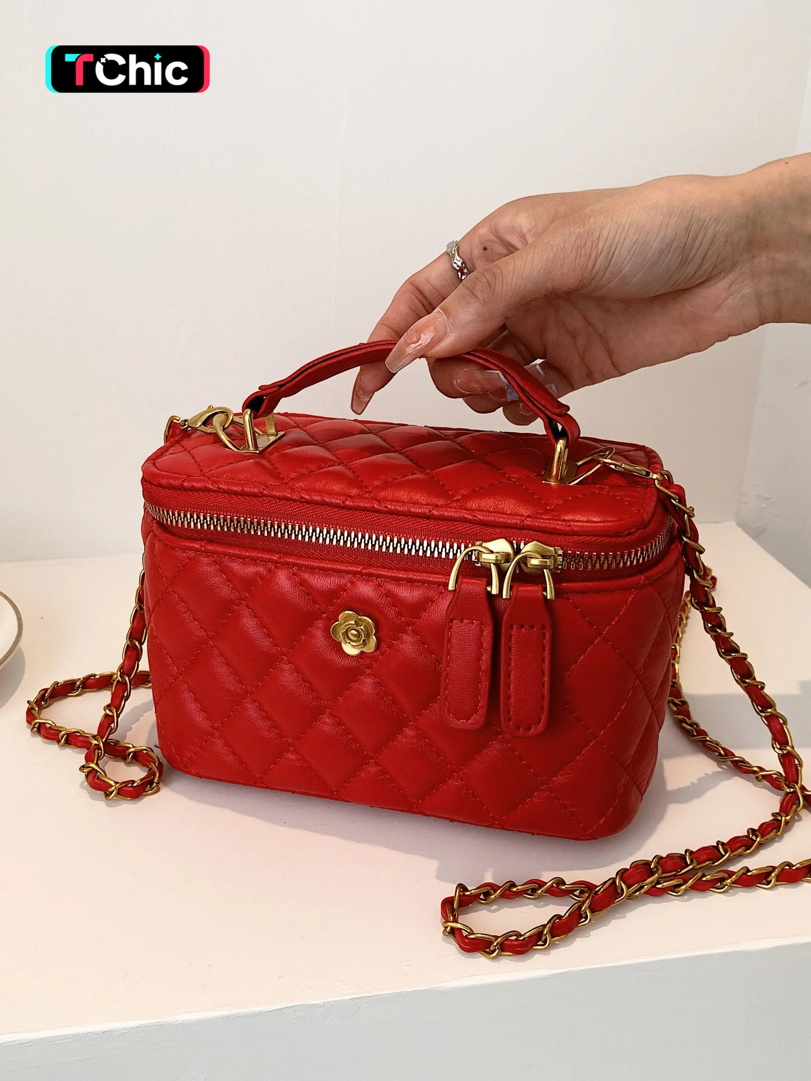 Women's Fashionable Quilted PU Leather Handbag, Casual Versatile Chain Strap Zipper Shoulder Crossbody Bag, Trendy High-Quality Commuting Tote for Daily Use, Casual Commuter Bag