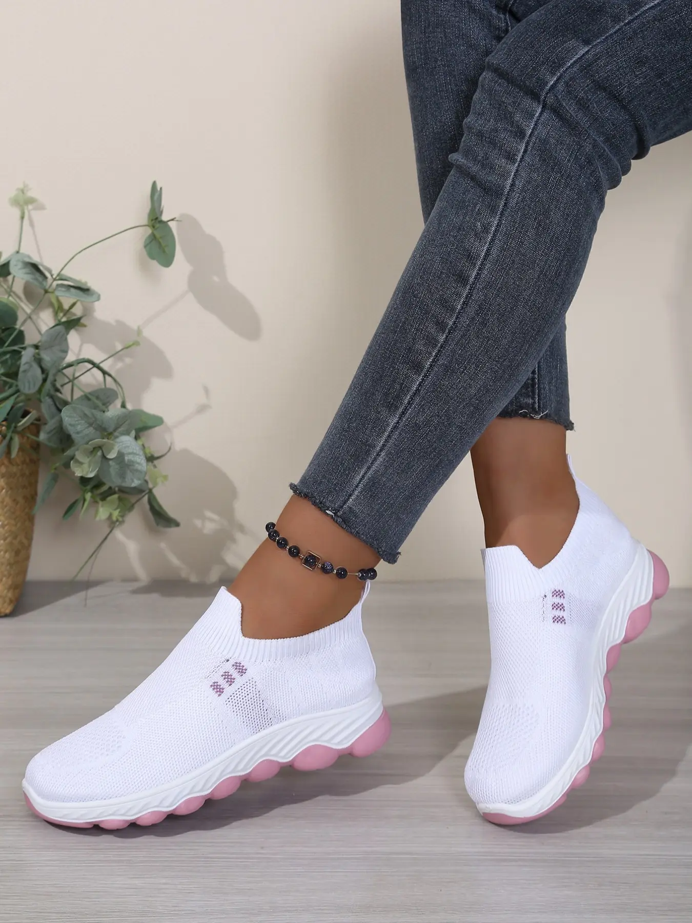 Women's Slip-On Flyknit Running Shoes, Training Runner Footwear, Lightweight Breathable Mesh, Non-Slip Sole, Casual Summer Athletic Sneakers, Comfortable Daily Wear