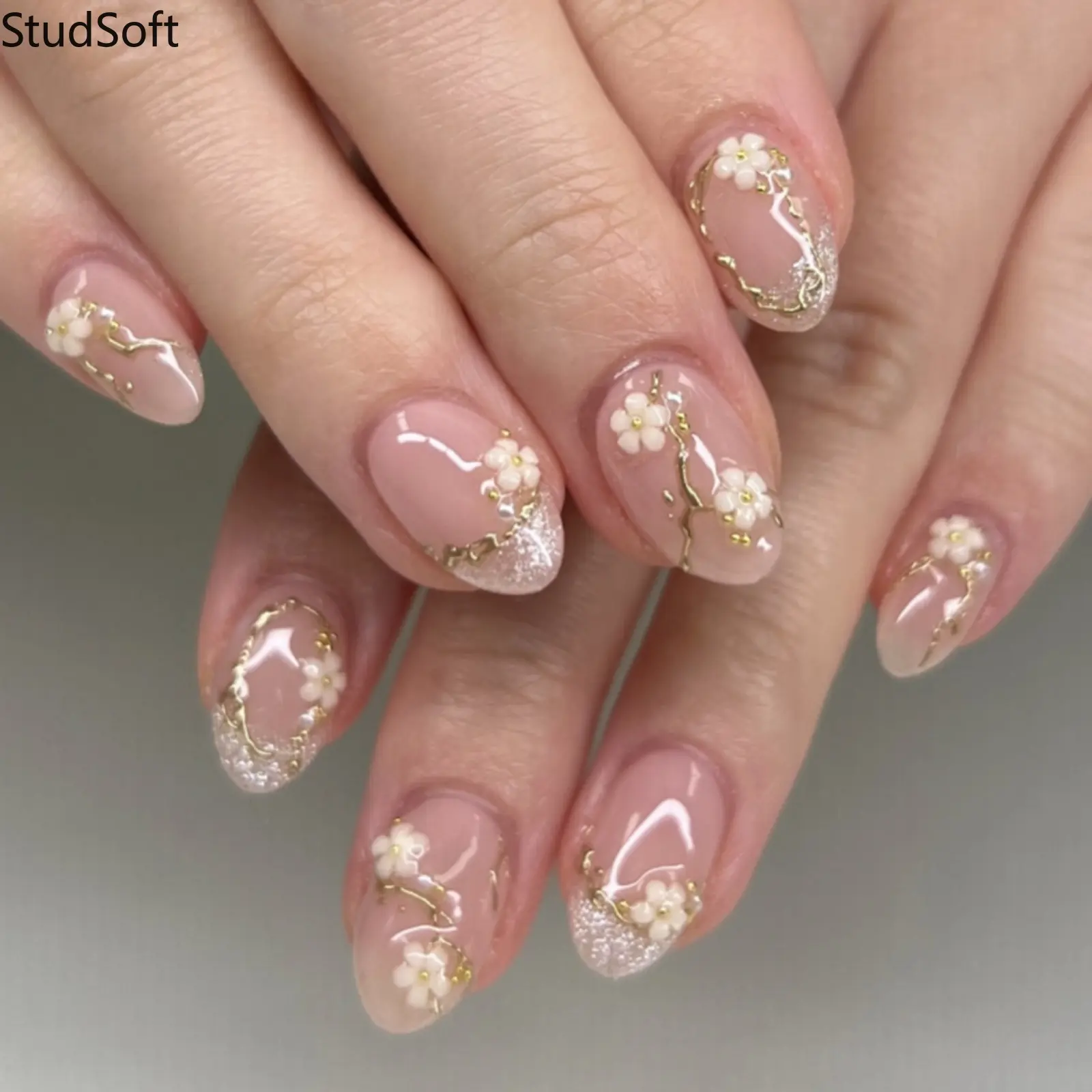 24PCS Multi-Pack Floral Press on Nails, Jelly Nude Medium Oval Full Cover, Shimmery Glitter French Tip with Gold Vines Artificial Fingernails for Fairy Wear (Sports & Outdoor Rainwear Accessory), Glitter Vines