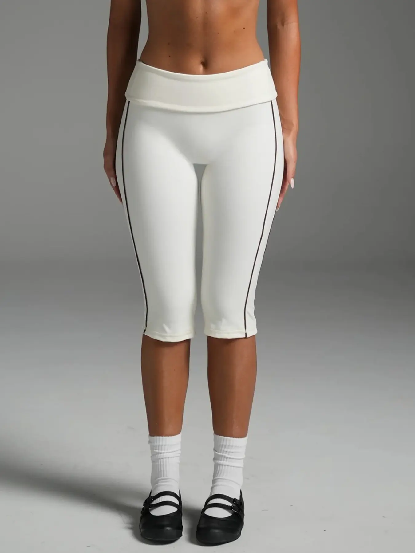Women's White Capri Leggings High Waist Side Stripe Cropped Yoga Pants Slim Fit Stretchy Activewear, Fitness Bottoms, Gym Workout Sportswear, Casual Tennis Workout Running Gym Athletic Tights