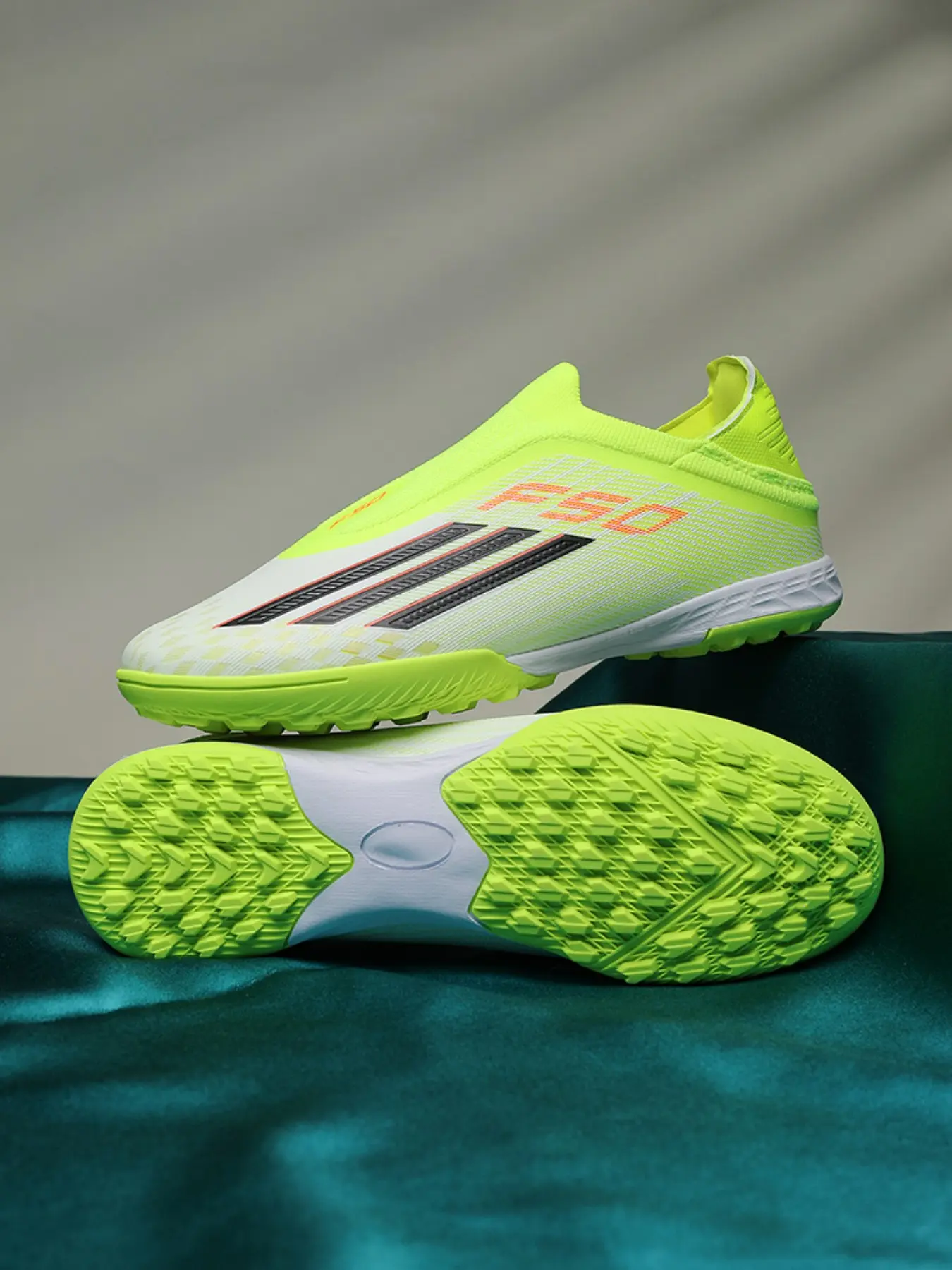 Men's Premium Seamless Soccer Cleats - Non-Slip, Durable Outdoor Lawn Football Boots, Football Shoes with Super Grip & Ankle Support, High-end, Fashion, Sports Football Shoes