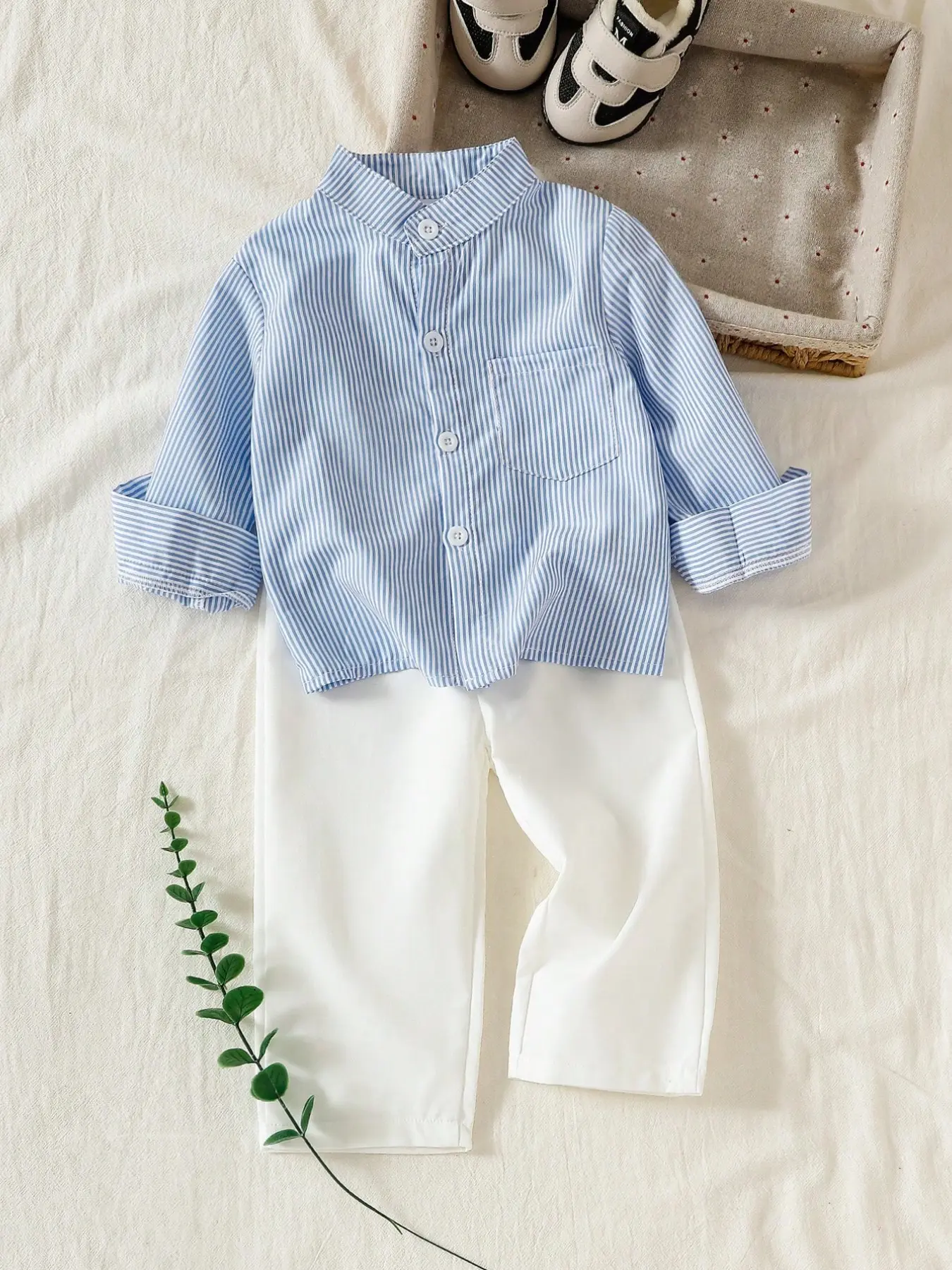 Baby Boy's Two-Piece Set Stand Collar Striped Casual Shirt with Pockets and Pants, Versatile College Style, Perfect for Vacation, Baby Clothing, Baby Boy Clothes
