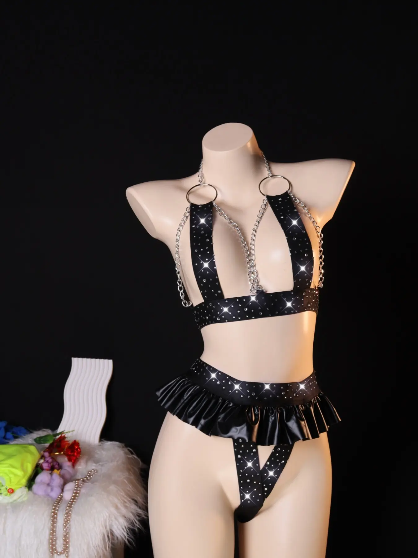 Halloween Witch Themed Sensual Costume Set, Rhinestone Buckle Design, Bodycon Curve Accent, Glossy Pleated Pants, Includes Pointed Hat