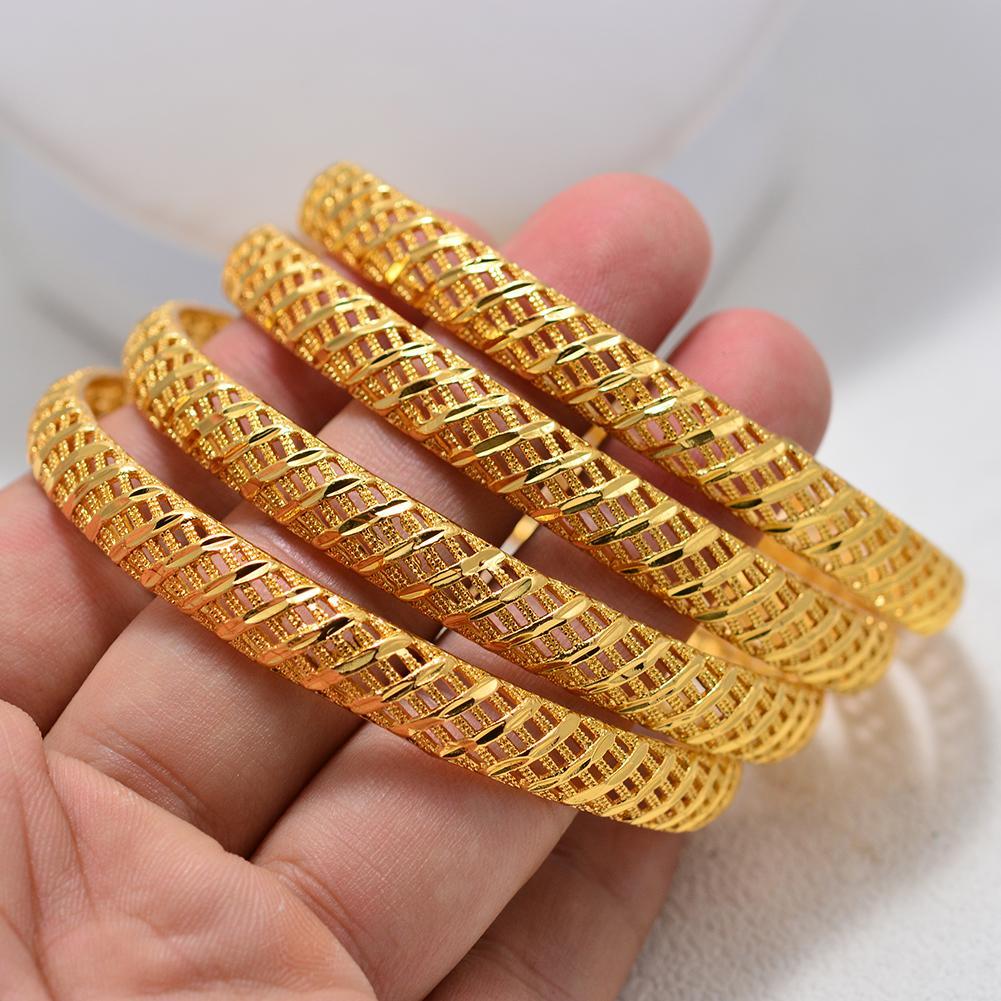 4pcs Baby Dubai Bracelet Gold Color small  Bangles For  Baby Chind Arab Bracelets Middle Eastern African Fashion Metal Bangles