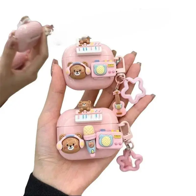 Kawaii Bear Wireless Earbuds Case, Cute Small Silicone Unisex Fashion Accessory with Anti-Drop Protection, Keychain Pendant Charm, Shockproof Design
