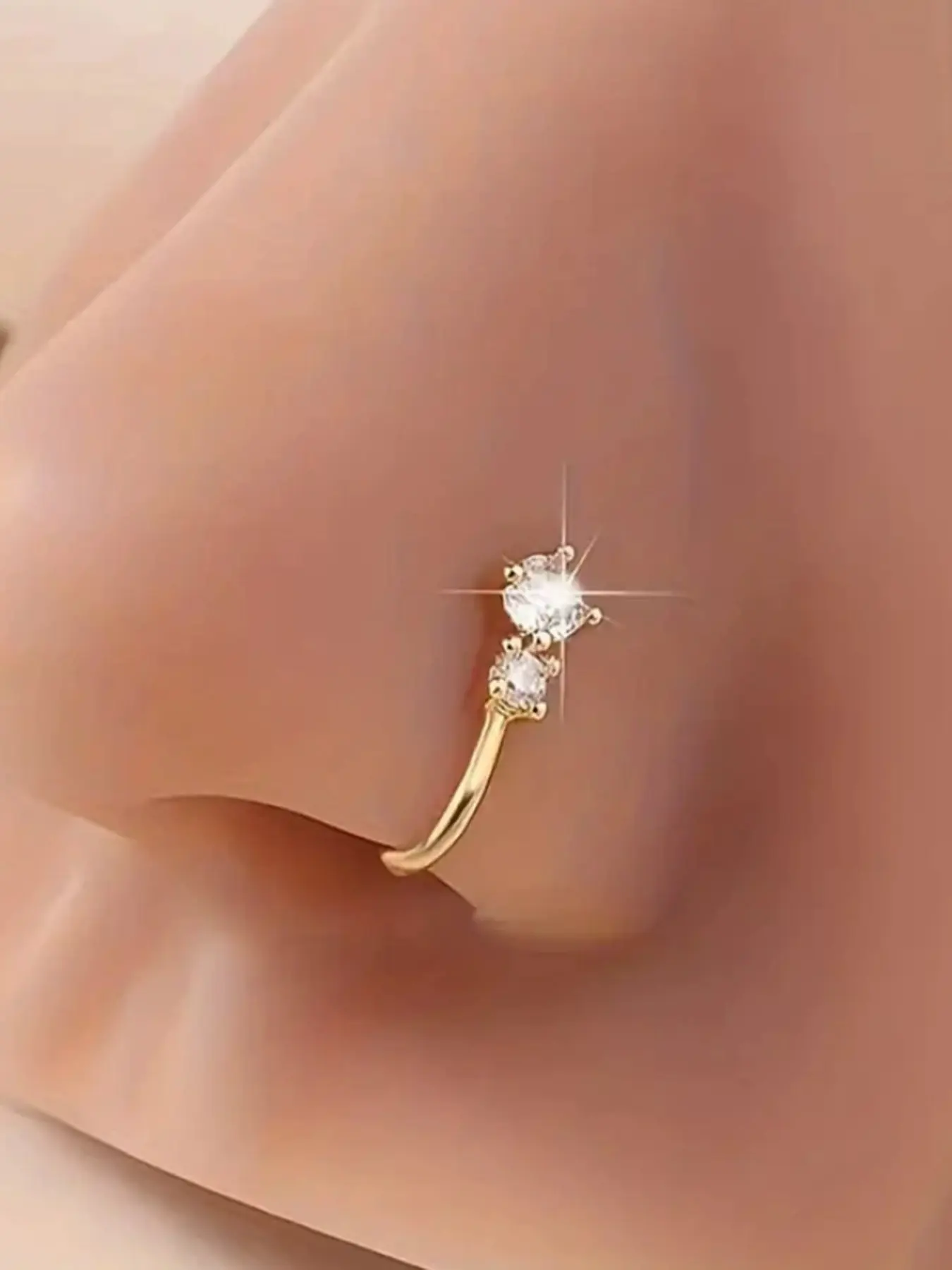 Women's Nose Ring, Simple Copper Inlaid Round Zirconia Fake Nose Stud, No Piercing Body Jewelry, Daily Accessory