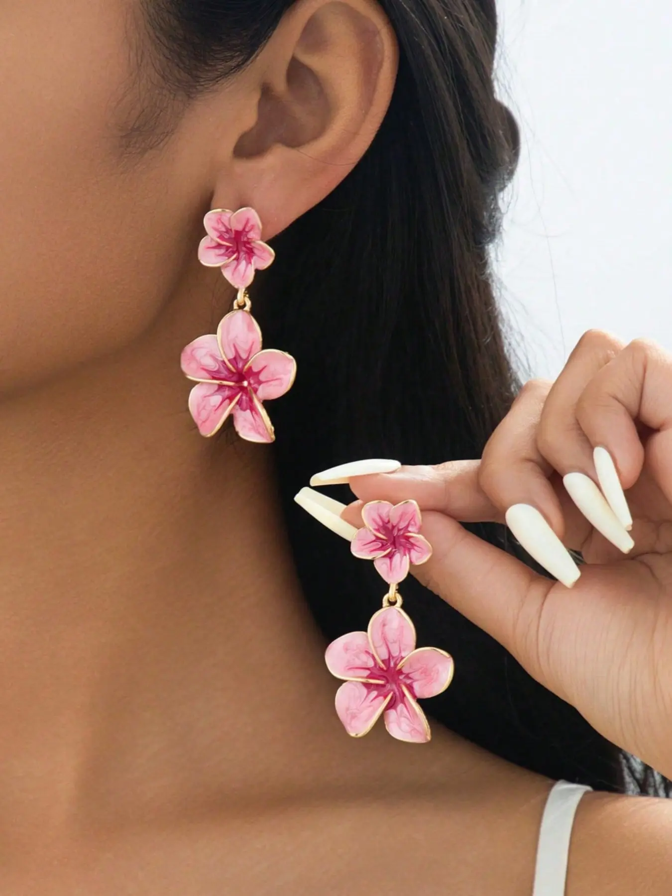 1 Pair Handmade Gradient Tie Dye Pink Drip Oil Layered Eggplant Flower Pendant Earrings For Women, Fashion Dangle Earrings, Boho Statement Earrings, Vintage Dangle Jewelry For Music Festivals, Drop Dangle Earrings, Summer Jewelry