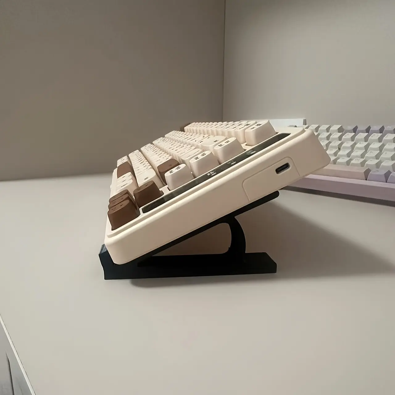 Ergonomic Keyboard Riser Stand, Anti-Slip Universal Holder, Multiple Colors Available, Office & Gaming Use, Gaming Pc Accessories, 2pcs Set