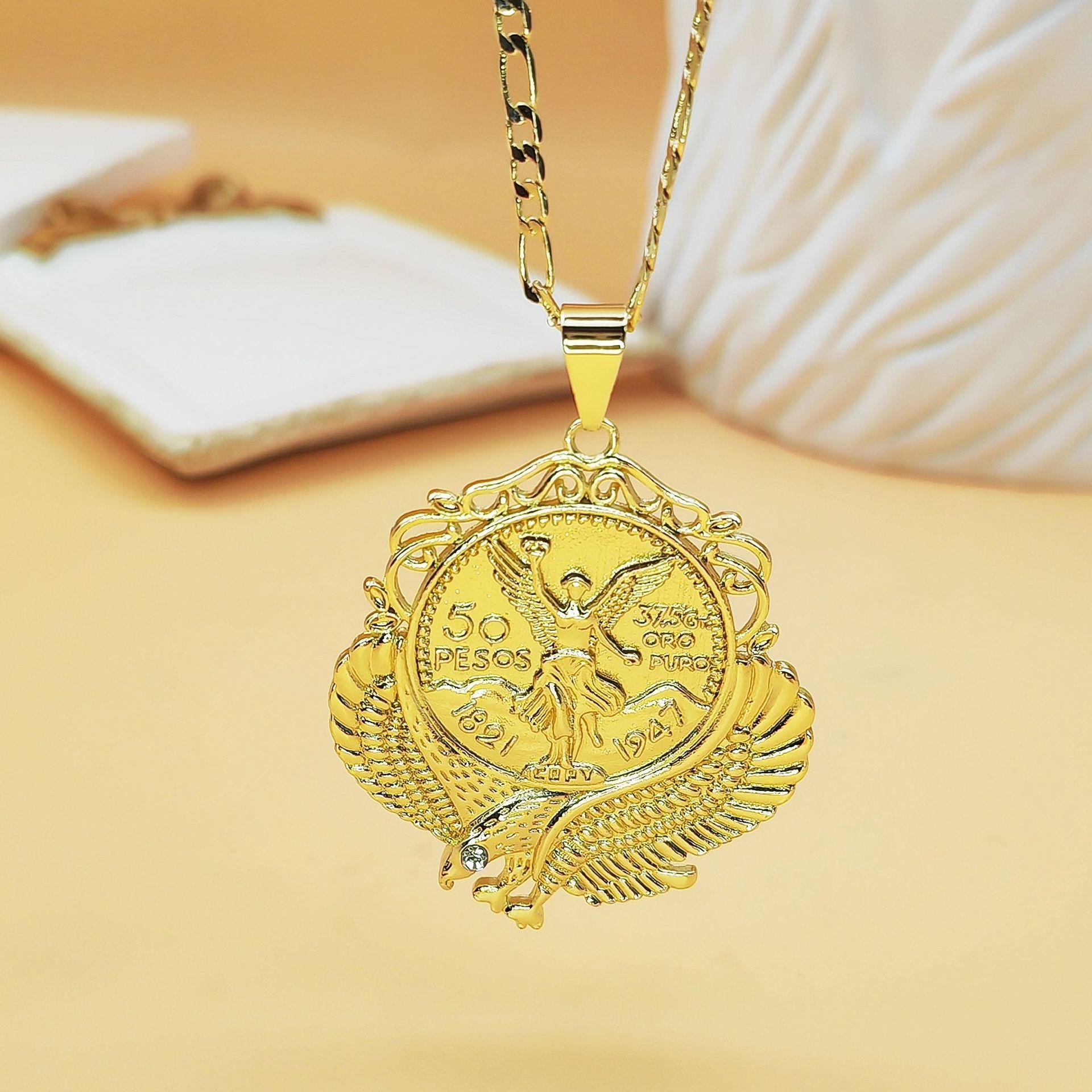 18K Gold Plated Vintage Liberty Coin Pendant Necklace, Statue of Liberty & Eagle Design, Retro Commemorative Coin Long Sweater Chain, Trendy Aesthetic Jewelry for Women, Perfect for Daily & Casual Outfits