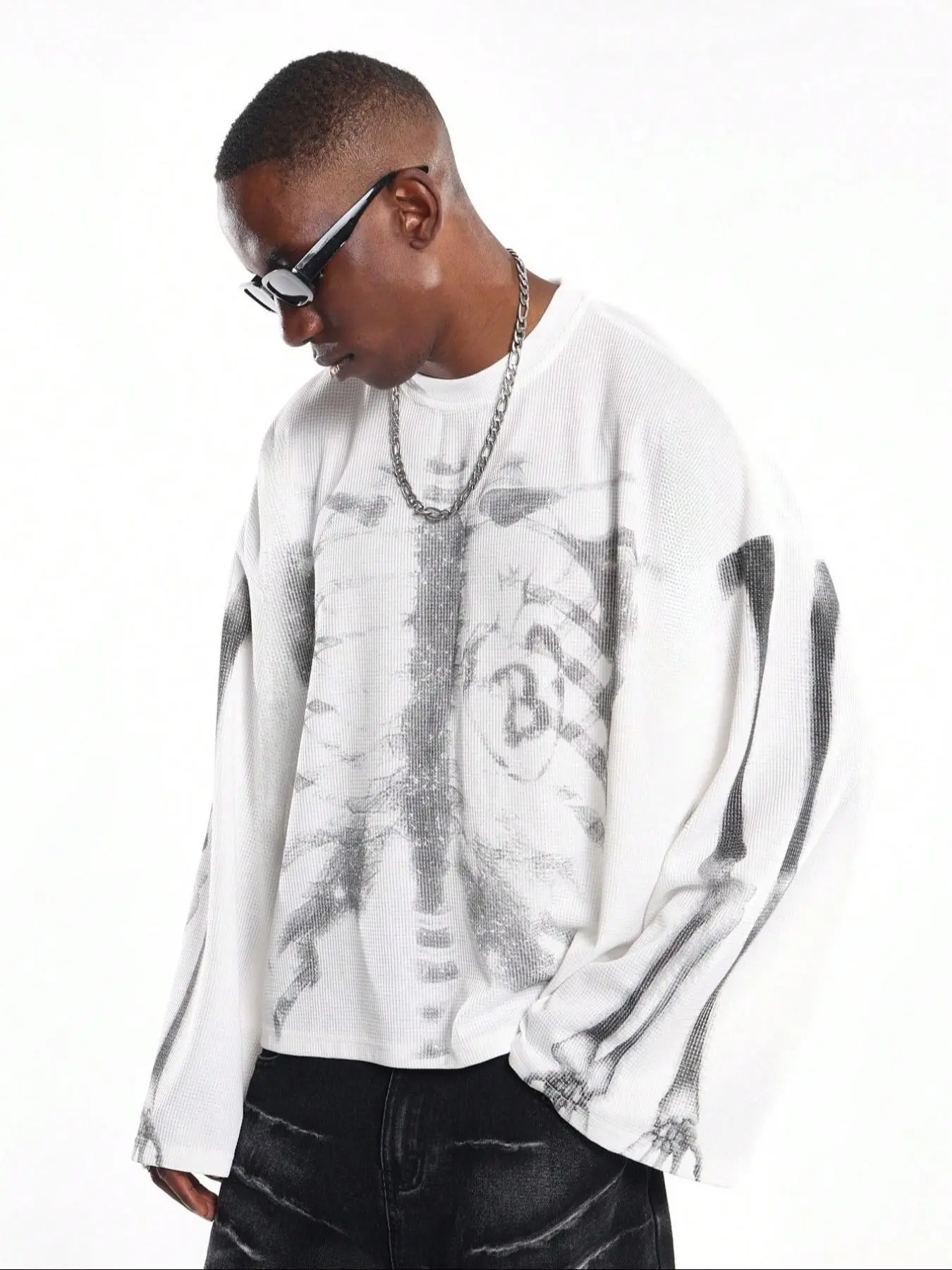 Men's white waffle knit long-sleeve top, featuring a vintage distressed style with a full-print skull chest, gothic streetwear look, Graphics, made of soft fabric, suitable for going out at night, and weekend trips