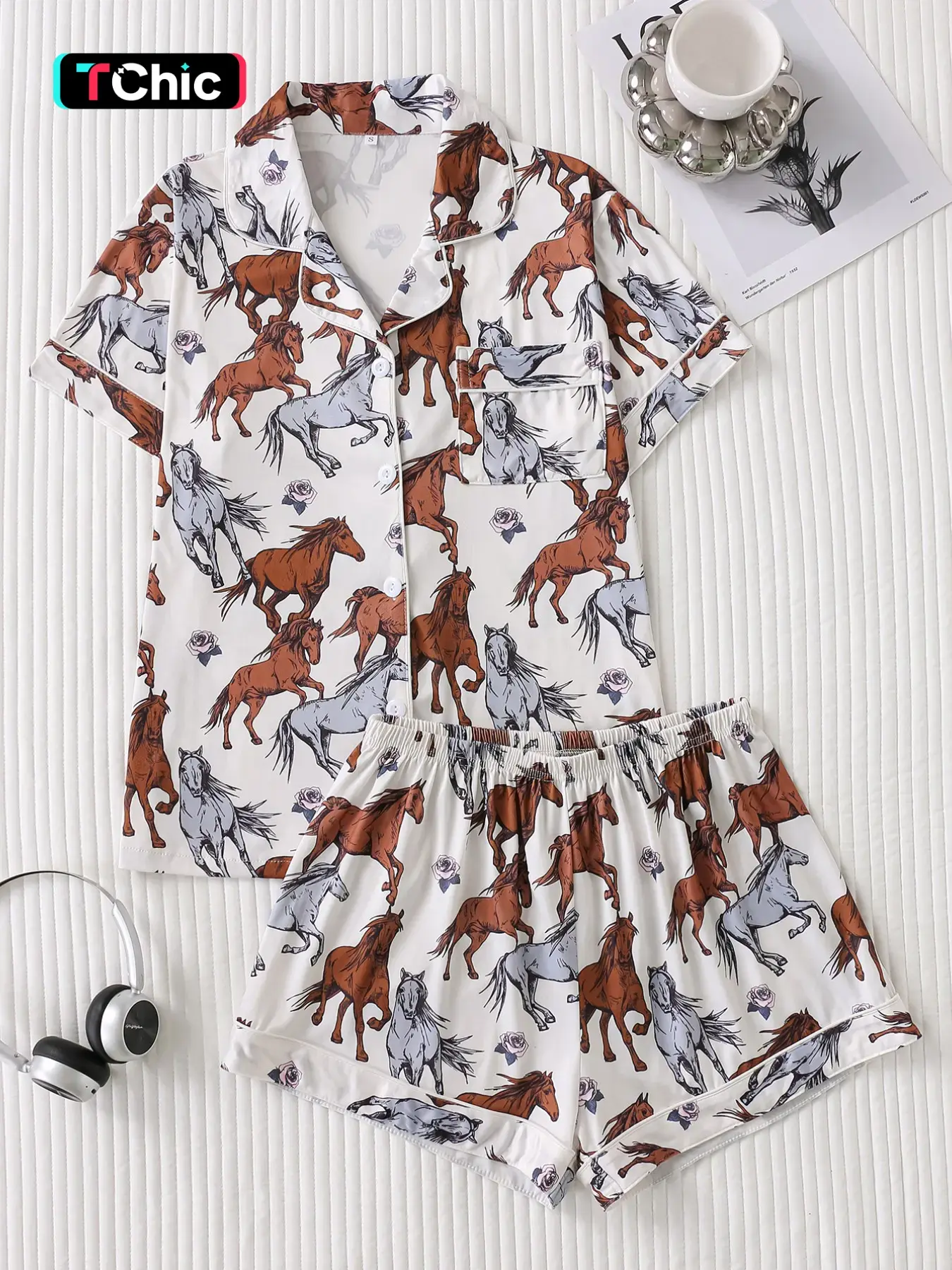 Women's Pajama Set, Horse Rose Print, Fitted Cute Style, Button Front Short Sleeve Top, Loose Comfortable Shorts, Vintage Home Wear, Loungewear