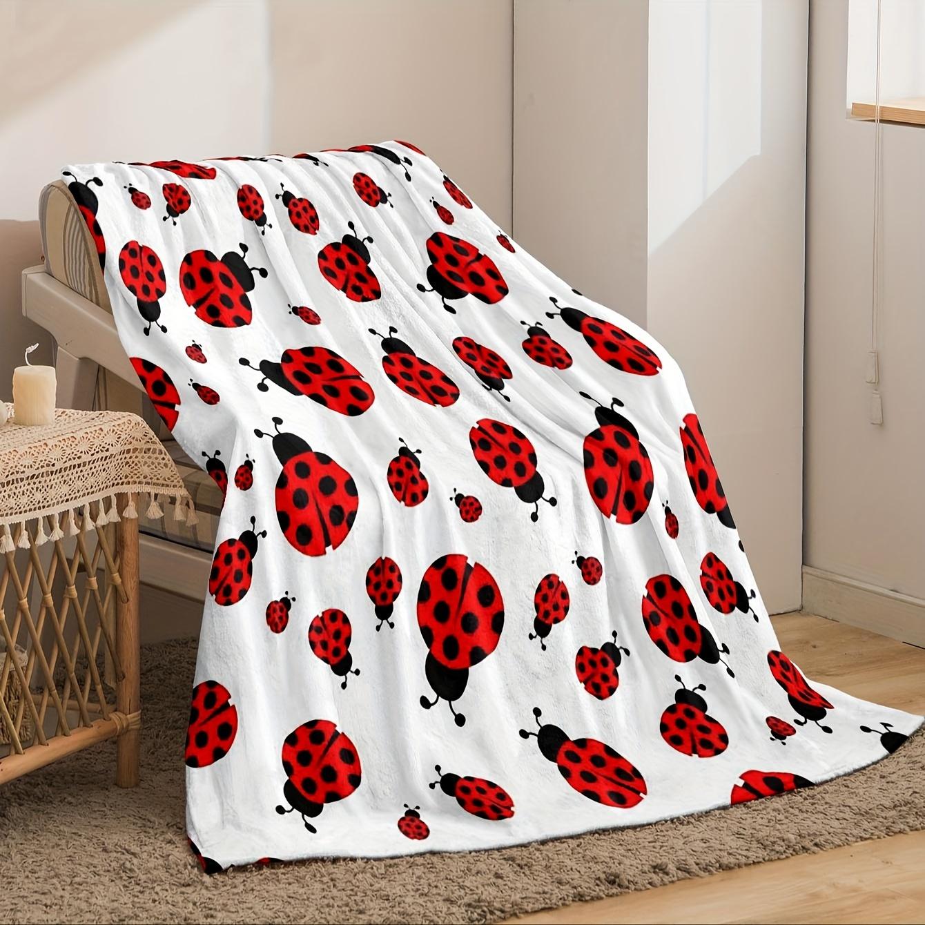 Soft and Comfortable Retro Ladybug Print Flannel Blanket - Lightweight and Anti-Pilling, White with Red and Black Ladybug Pattern, All-Season Universal for Sofa, Bed, Office, Camping Travel Multi-Functional Gift, Cozy Blanket, Home Decoration