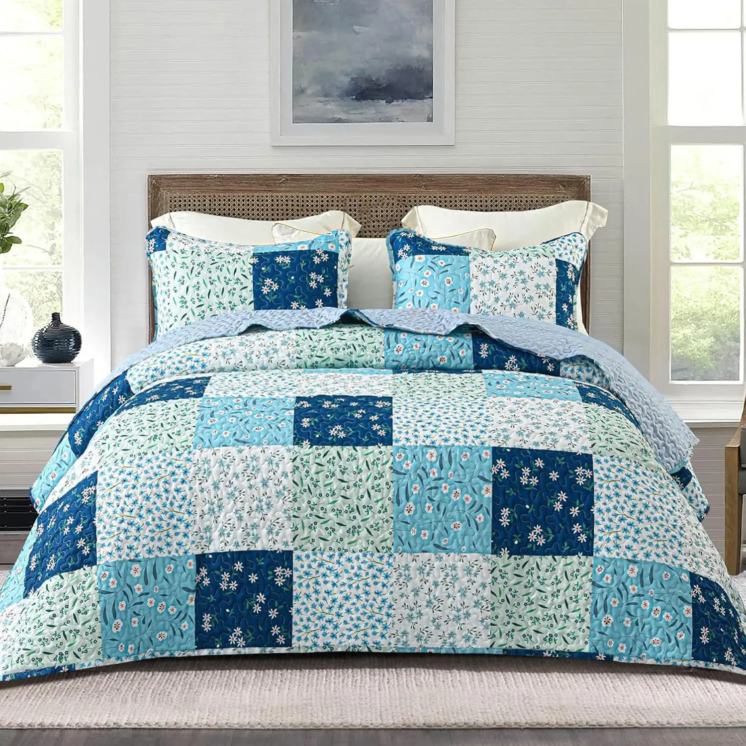 King Size Patchwork Boho Floral Print Bedspread Set - Soft, Reversible, Lightweight Bedding with 2 Pillow Shams, Blue - Set Includes Home Room House Decor Essentials for Bedroom Use