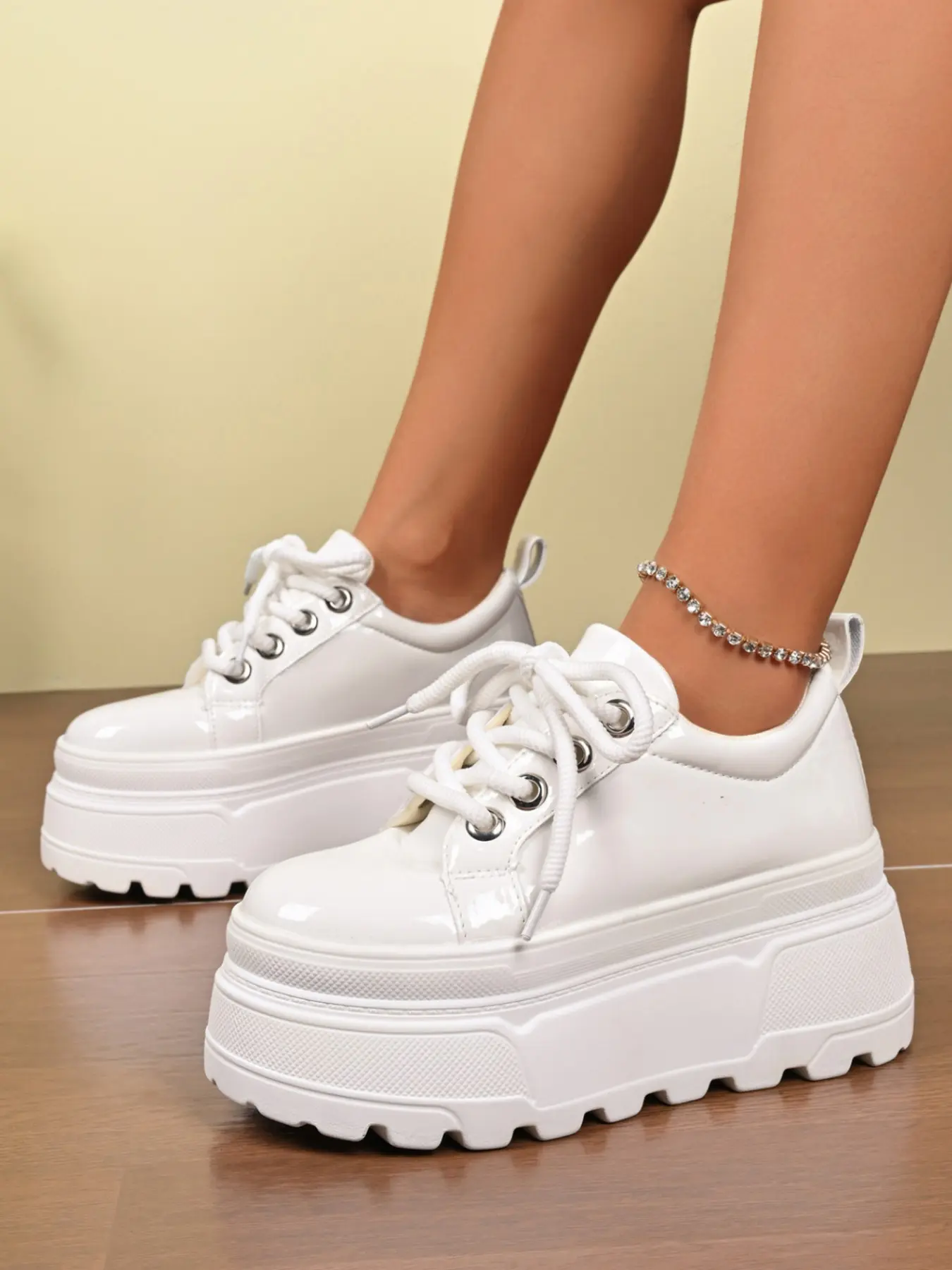 Sweet Cool Mirror Finish Thick Sole Lace-Up Shoes, Small Size Anti-Slip Height-Boosting Casual Shoes, Comfortable and Stylish Footwear