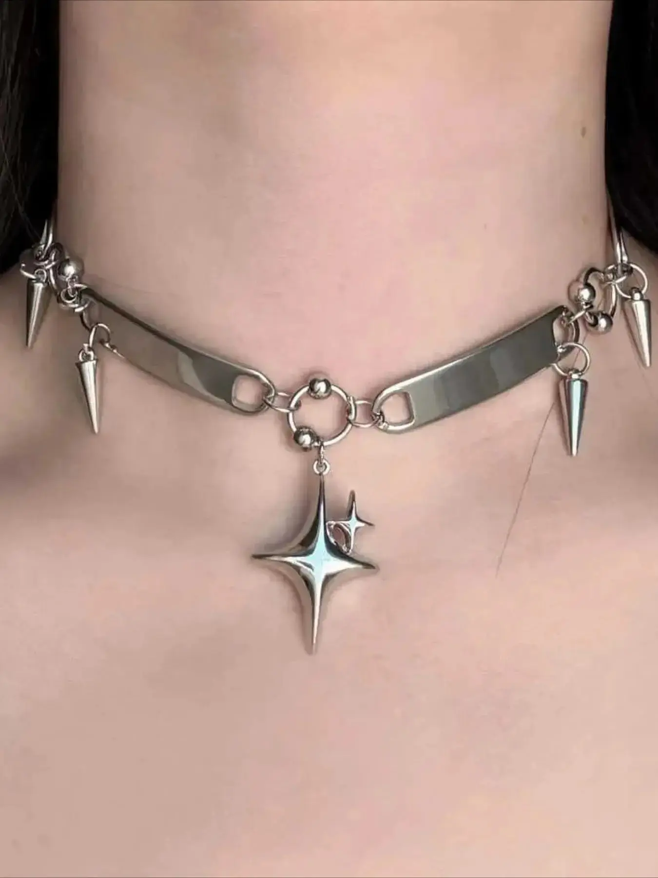 Rhinestone Necklace, Minimalist Hip Hop Punk Style Bling Pendant, Star Design, Perfect for Vacation, Parties, Daily Wear, Women's Jewelry