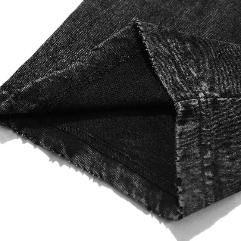 Men's vintage washed cotton T-shirt with the design 'With God all things are possible' from Matthew 26:41, loose fit short-sleeve shirt, black with white lettering, casual attire, high-quality fabric