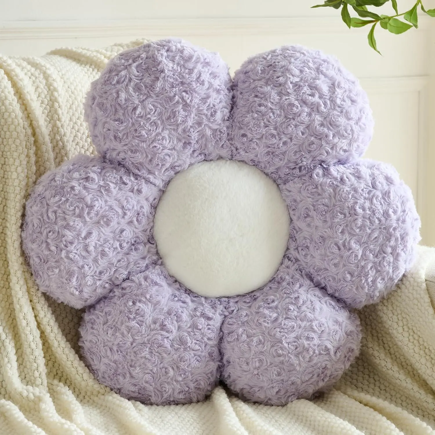 Flower Pillows, Decorative Throw Pillow with Soft Plush for Couch, Flower Shaped Pillow  Decor Daisy Pillow for Bed (Lavender , 19.6 Inches)