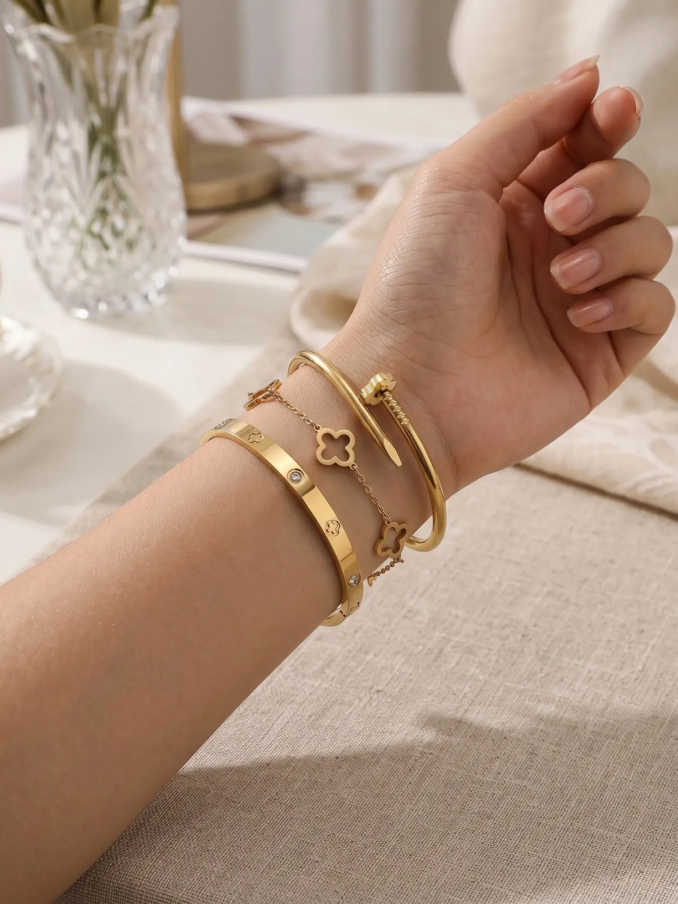 3pcs Stainless Steel Clover Design Bracelet Set, Nail Bracelet, Rhinestone Accents Bracelet, Hollow Out Chain, Elegant Fashion Jewelry