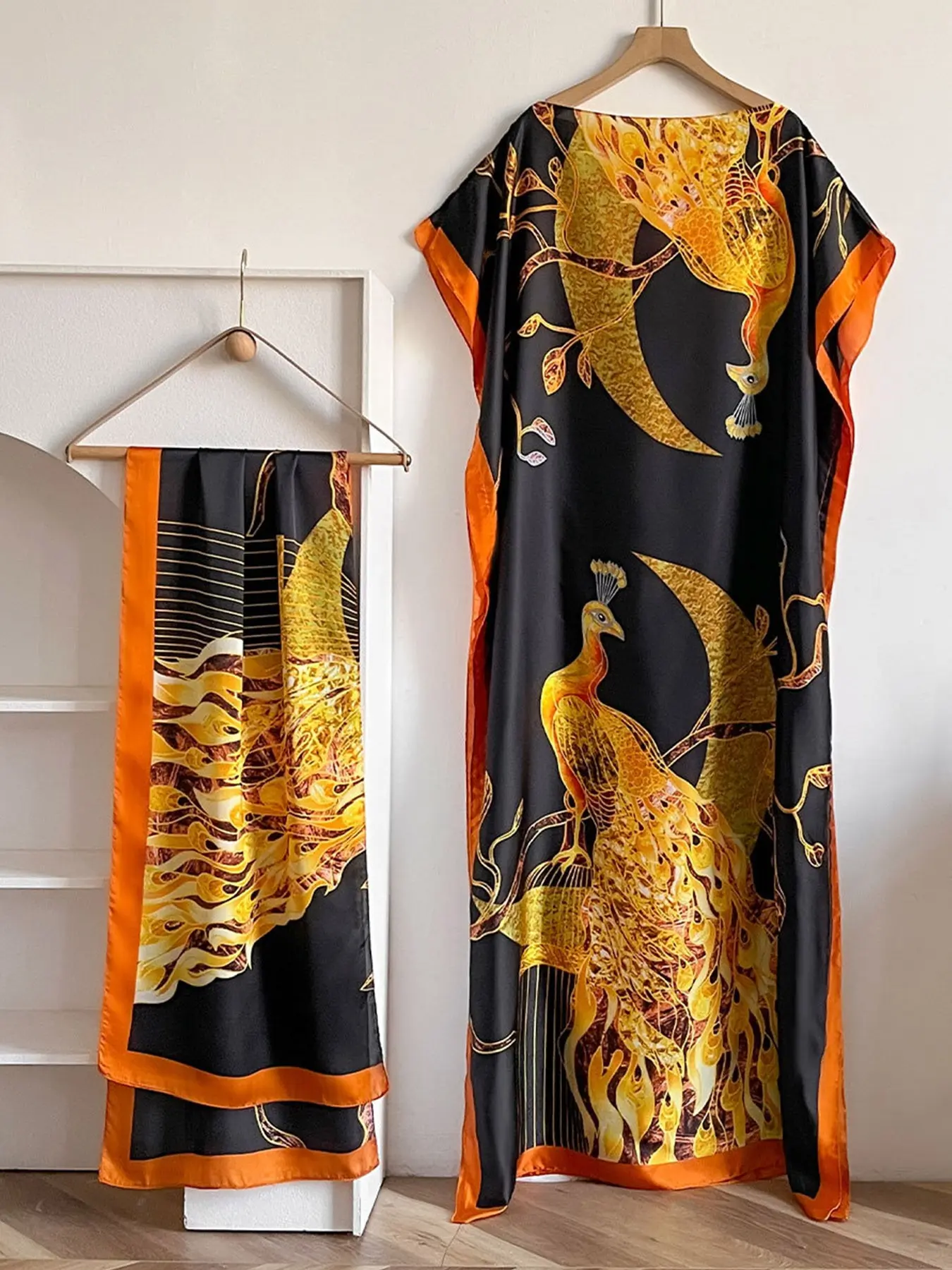 Gold Phoenix Print Long Dress and Scarf Set, Comfortable Breathable Loose Robe, Animal Pattern, Elegant Exotic Style, Perfect for Festivals and Travel, Elegance