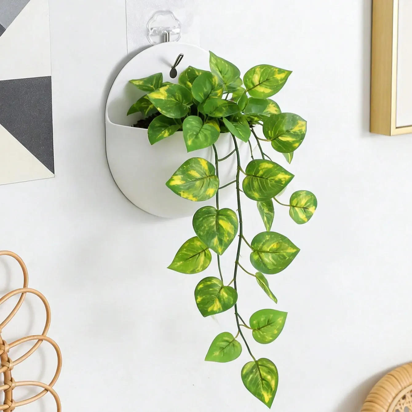 Realistic Artificial Pothos Hanging Planter, Hanging House Plant, Self-Adhesive Wall Mount Flower Basket, UV Resistant, Indoor Outdoor Decor, No Drilling Needed