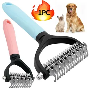 Double-sided pet comb with stainless steel teeth. Suitable for cats and dogs. Easy to remove loose hair. A grooming tool for long-haired cats. A necessary combing item for dealing with pet hair shedding