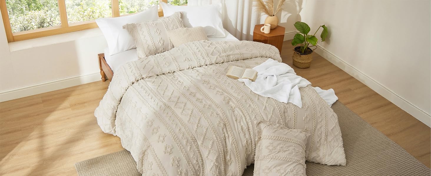 Tufted Boho Comforter King Size - Light Grey Boho, Farmhouse Embroidery, Gifts for Woman, Jacquard King Comforter for Seasons