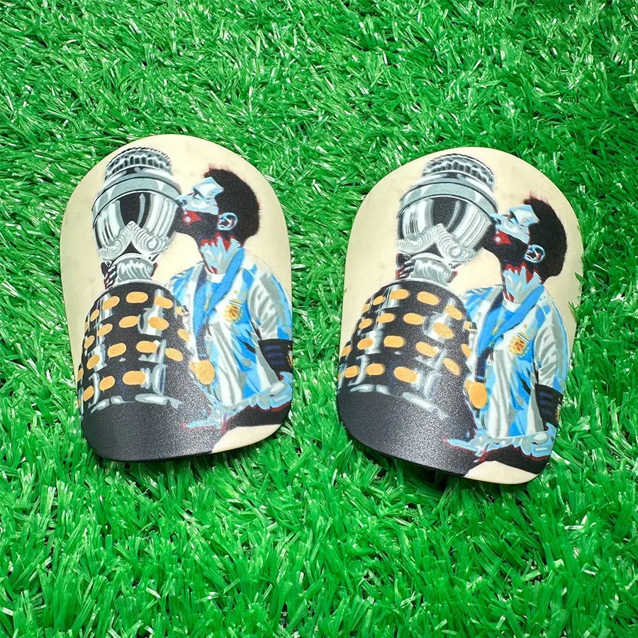 1 Pair 12x8cm Plastic Soccer Shin Guards, Team Colorblock Trendy Style, Smooth Waterproof Easy Clean Storage, Youth Training Use, Soccer Equipment, Soccer Gear