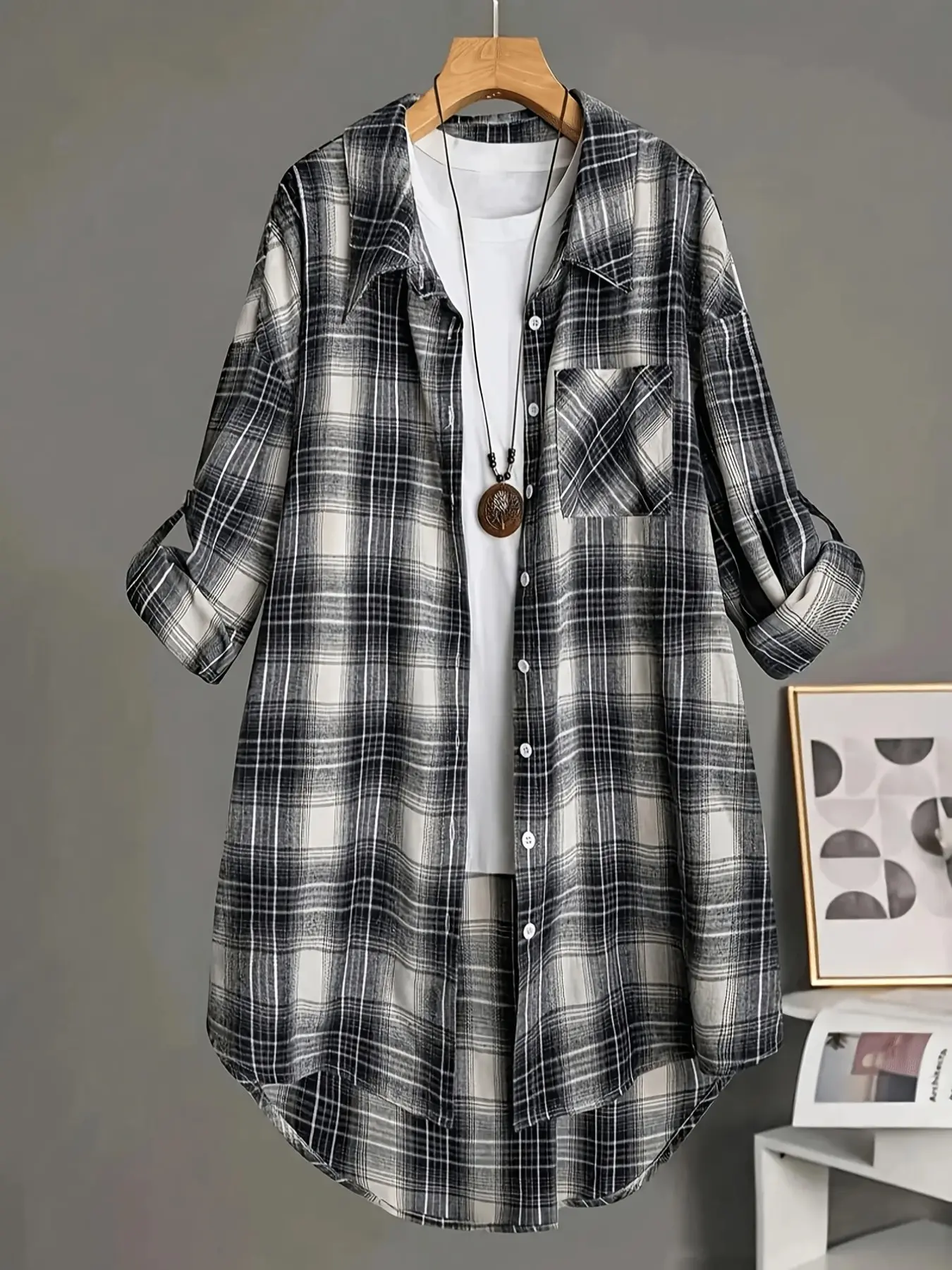 Plus Size Women Plaid Shirt, Collared Button Down Long Line Overshirt, Rollable Sleeve Casual Plaid Tunic Jacket, Vintage Loose Outerwear For Curvy Women Daily Commute