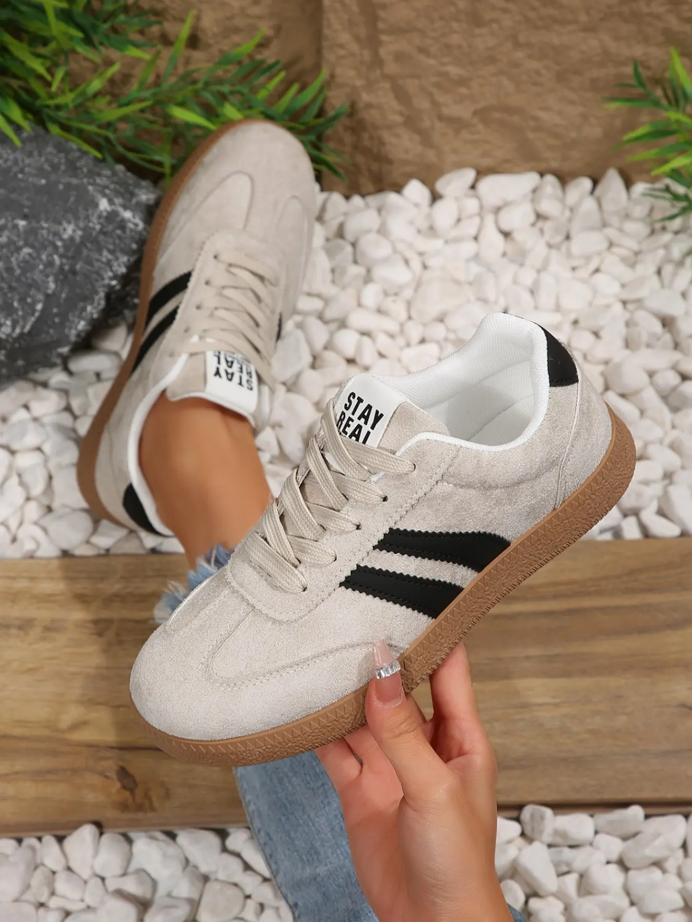 New Women's Patchwork Leather Sports Shoes, Rubber Sole Design, Ideal for Daily Wear, Perfect for Spring and Fall, Fashionable Footwear, Low Top Trainers