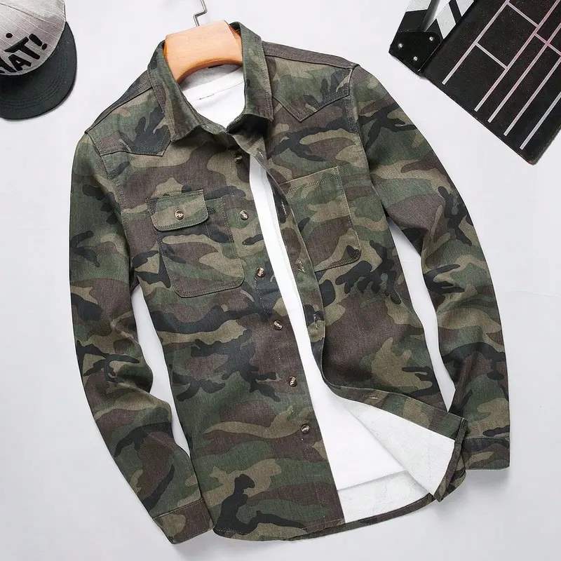Men's Fleece-Lined Flannel Shacket Thermal Woodland Camo Jacket Vintage Workwear Long Sleeve Plush Cotton Button-Up Casual Autumn Winter Outerwear with Pocket