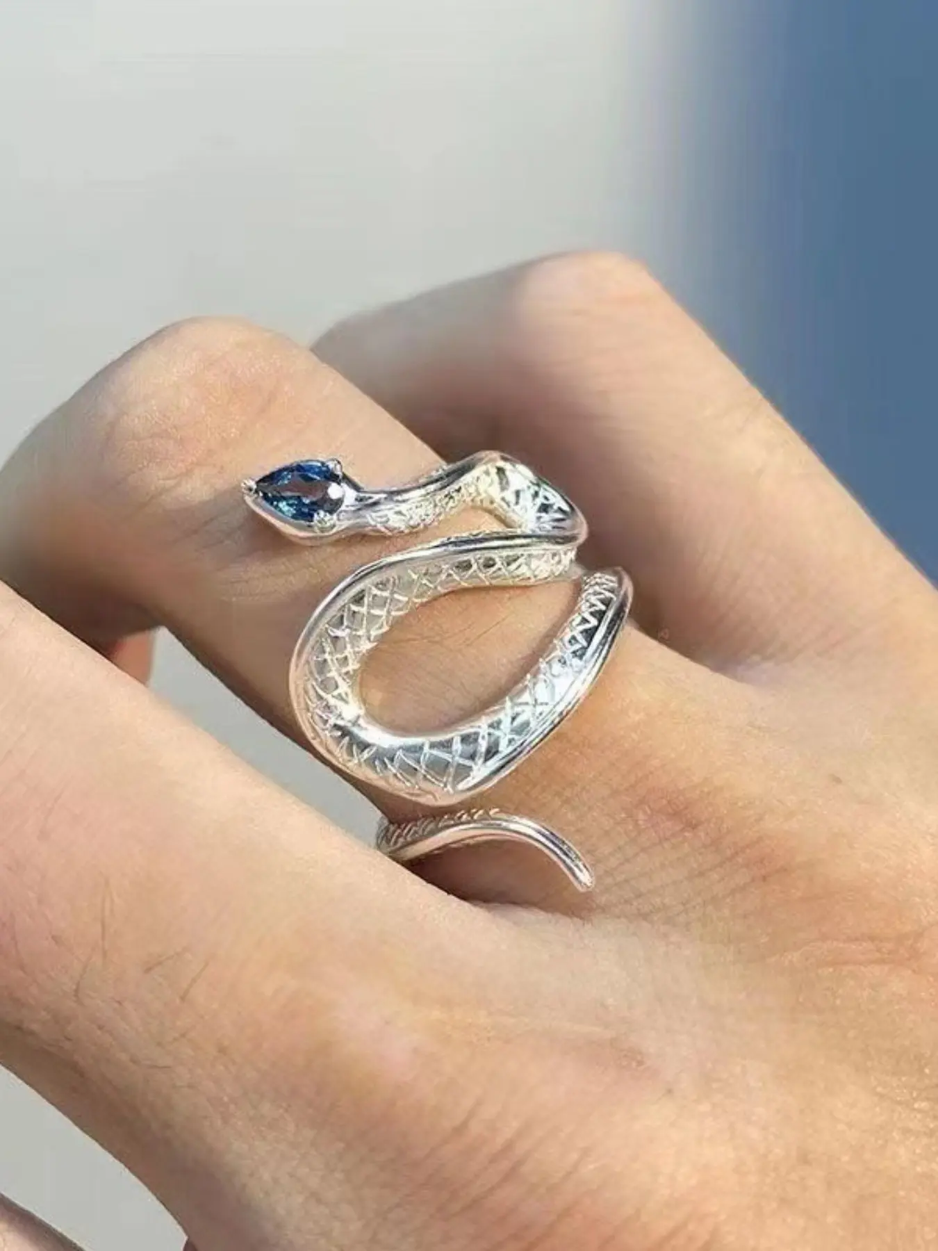 Topaz Snake Open Fashion Ring for Women, Unique Design, Adjustable Band, Casual Style, Perfect Gift, Ideal for Any Occasion